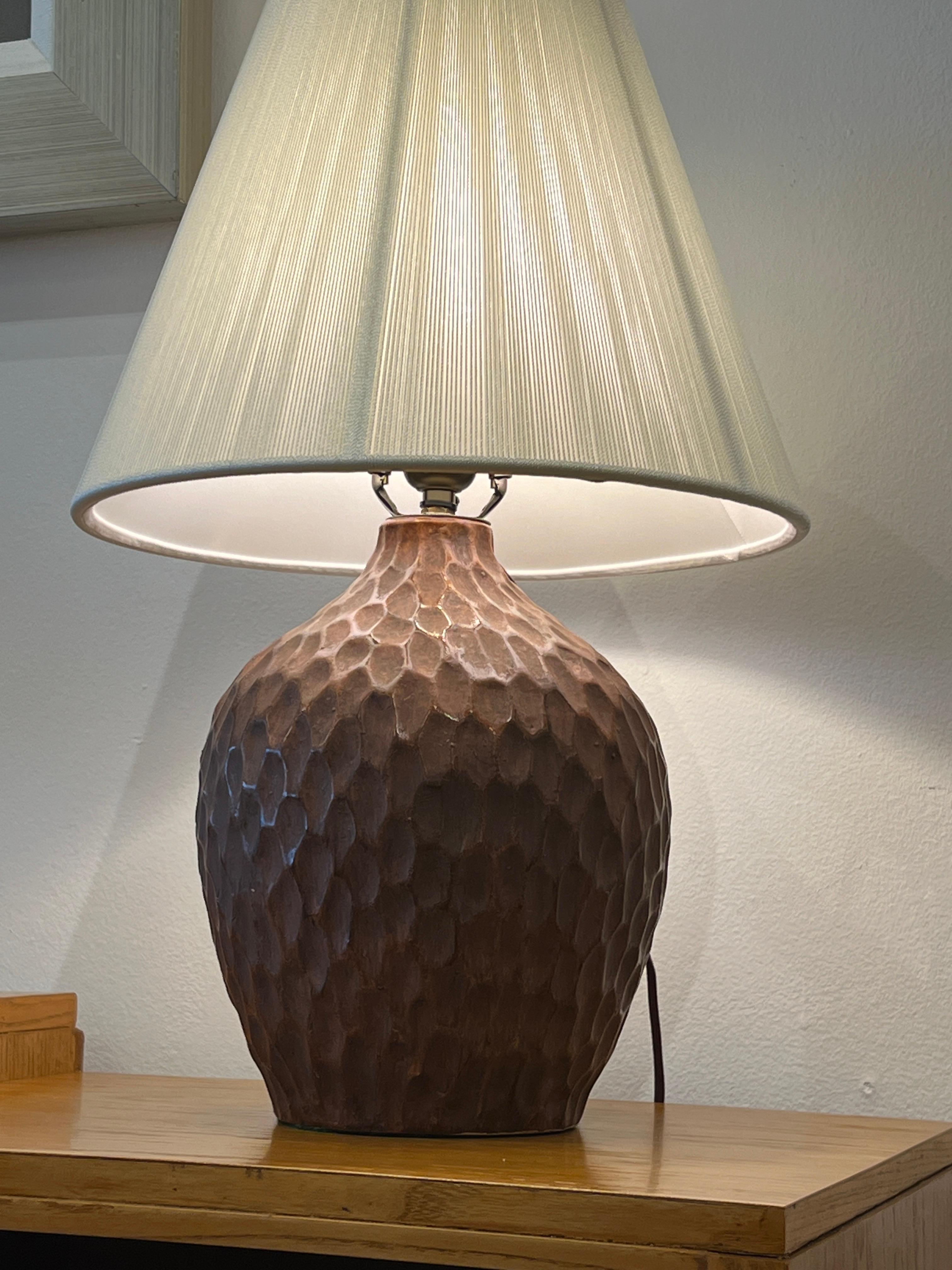 Mid-Century Modern Opaque Maroon Matelée Table Lamp For Sale 4