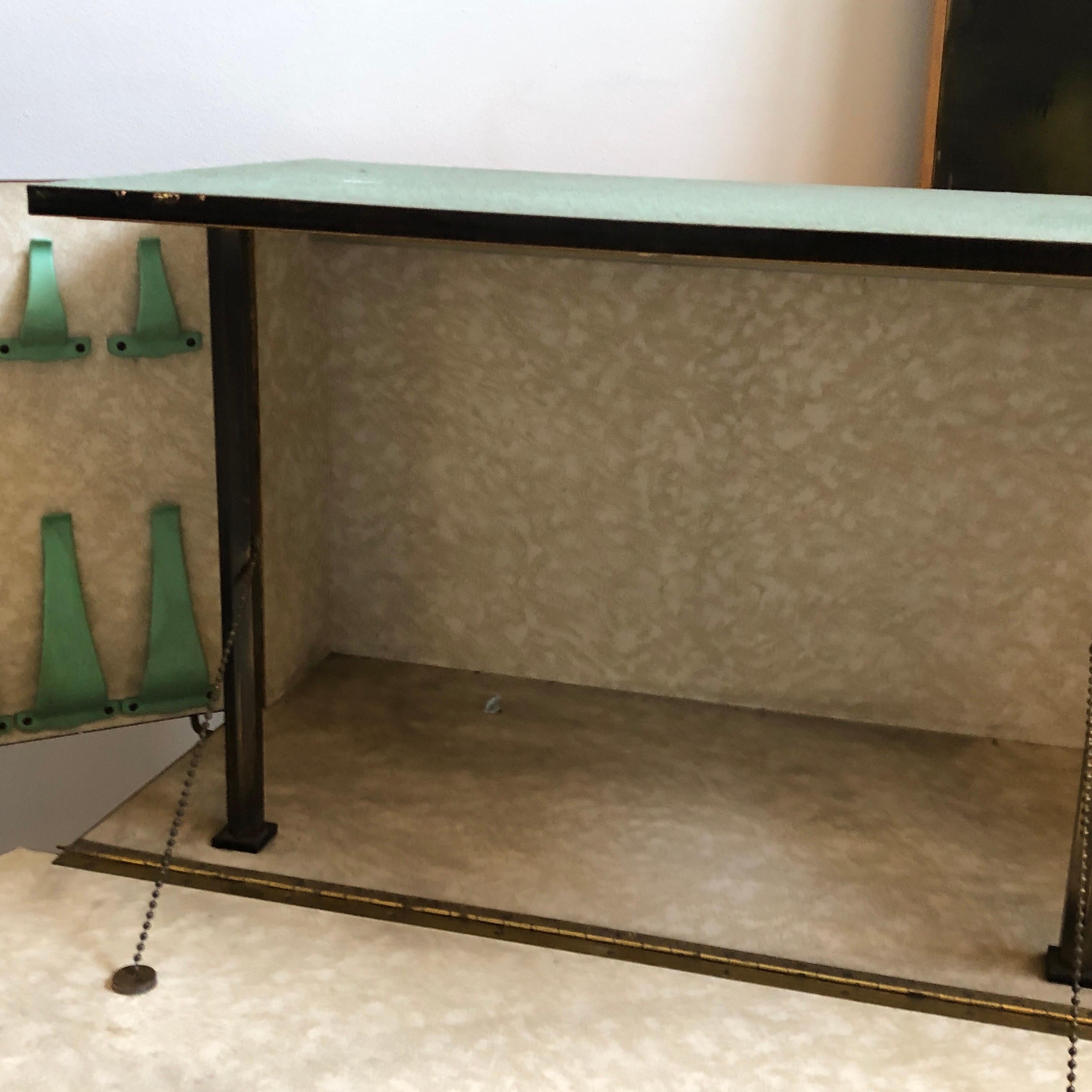 1950s Mid-Century Modern Openable Italian Bar Cabinet in the Style of Giò Ponti 7