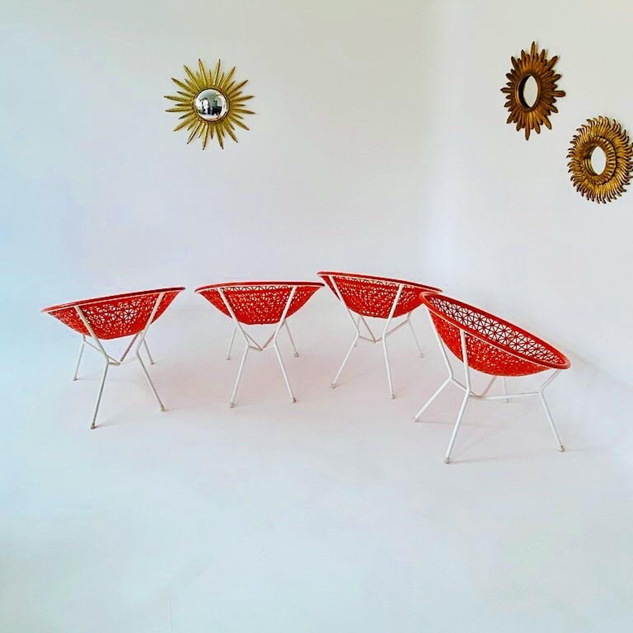 Italian Mid-Century Modern Orange and White Outdoor Lounge Chairs, Italy, 1970s For Sale