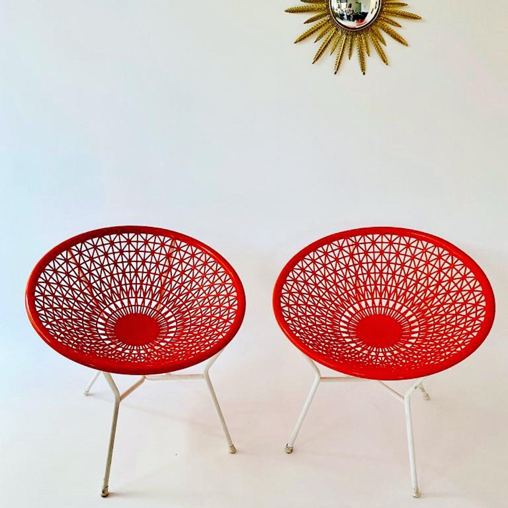 Mid-Century Modern Orange and White Outdoor Lounge Chairs, Italy, 1970s In Good Condition For Sale In Vienna, AT