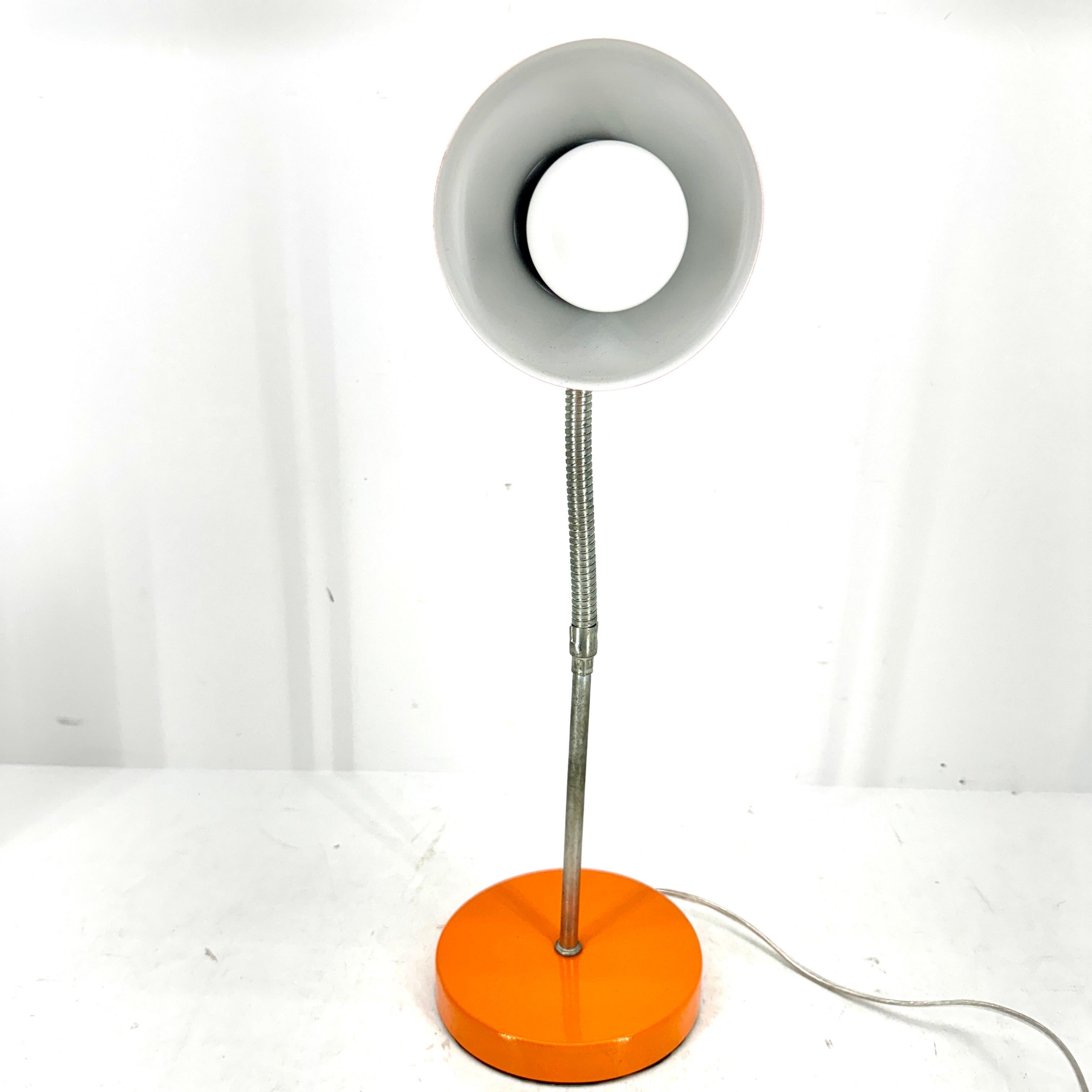 Mid-Century Modern Orange Cone Gooseneck Desk Lamp For Sale 12