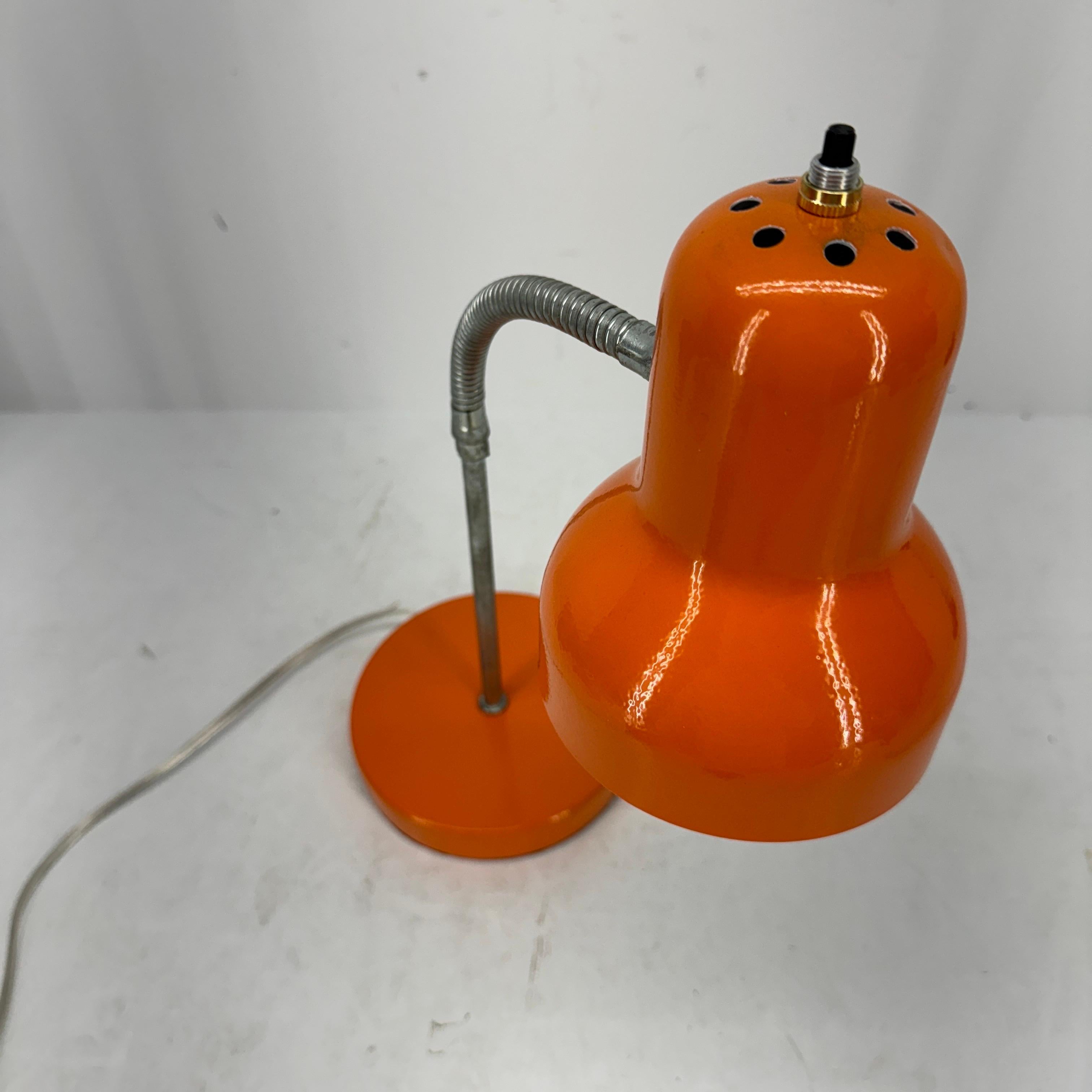 Mid-Century Modern Orange Cone Gooseneck Desk Lamp For Sale 13