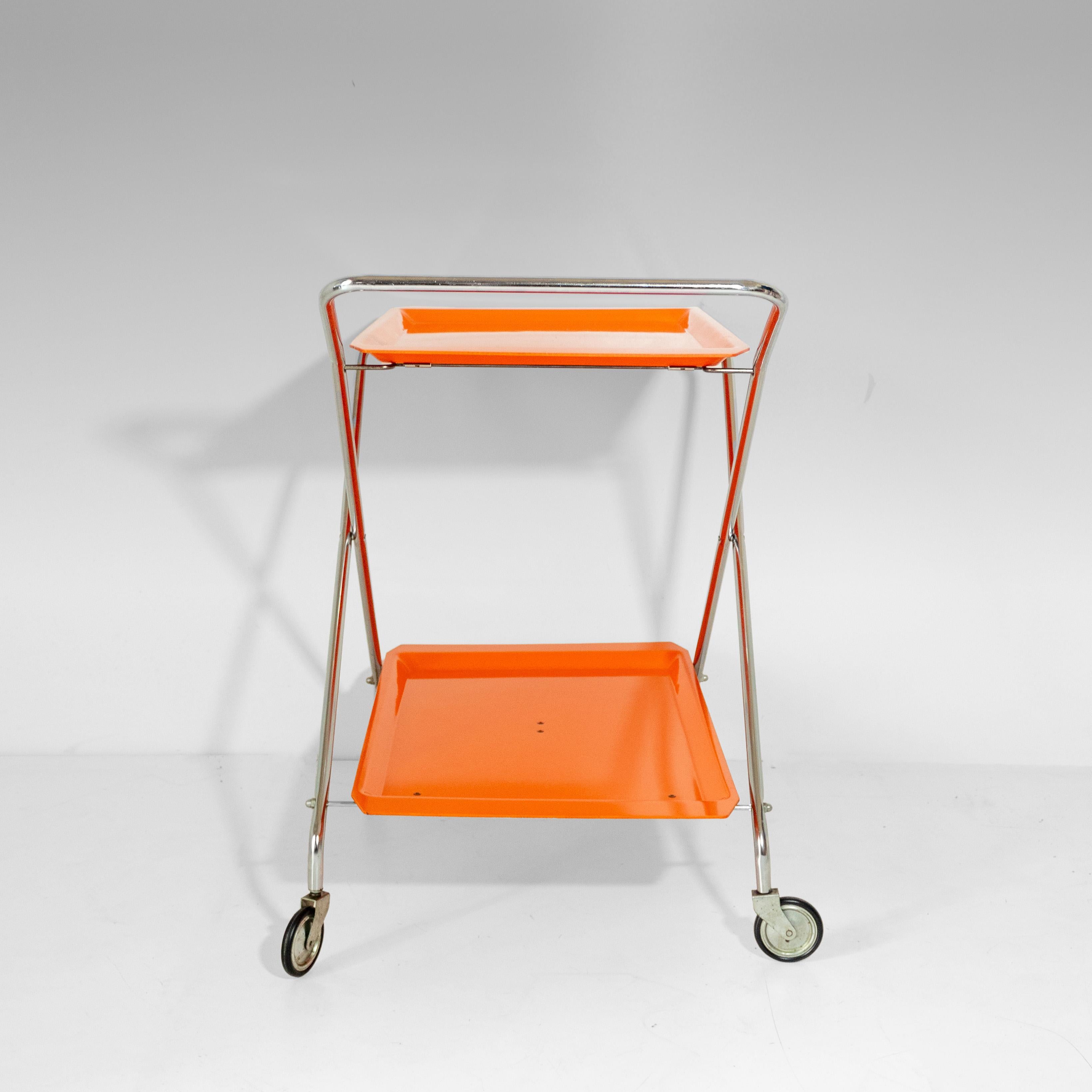 Orangefarbener klappbarer Barwagen im Stil von Kartell, Moderne der Mitte des Jahrhunderts, Italien 1970er Jahre im Zustand „Gut“ im Angebot in Ceglie Messapica, IT