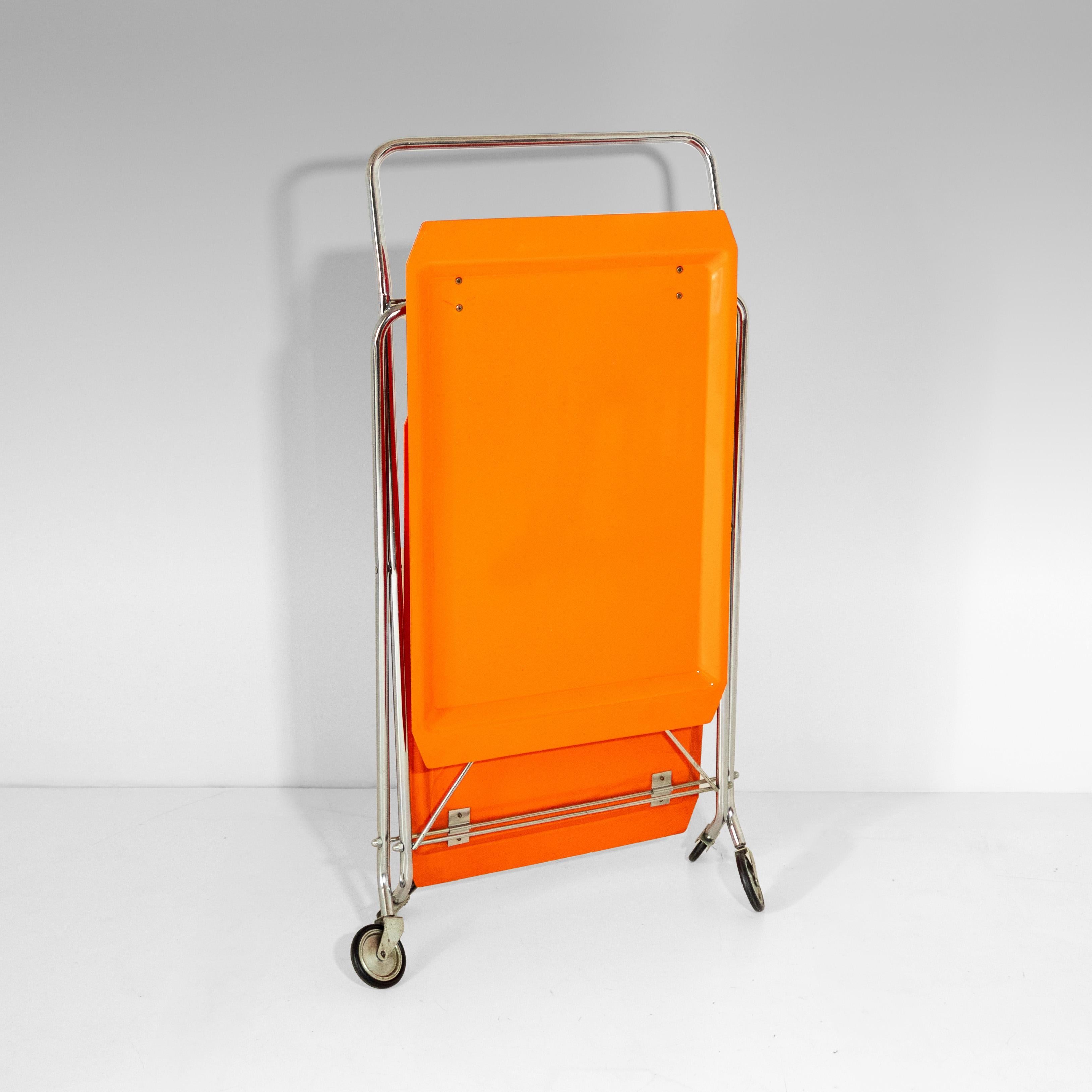 Orangefarbener klappbarer Barwagen im Stil von Kartell, Moderne der Mitte des Jahrhunderts, Italien 1970er Jahre (Metall) im Angebot