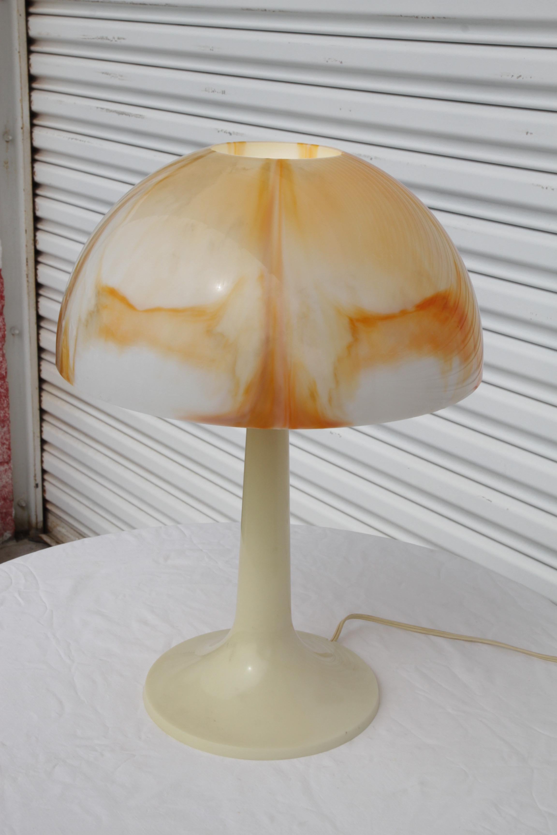 Abalone Lampade a fungo arancione di Gilbert Softlite del Mid Century Modern in vendita