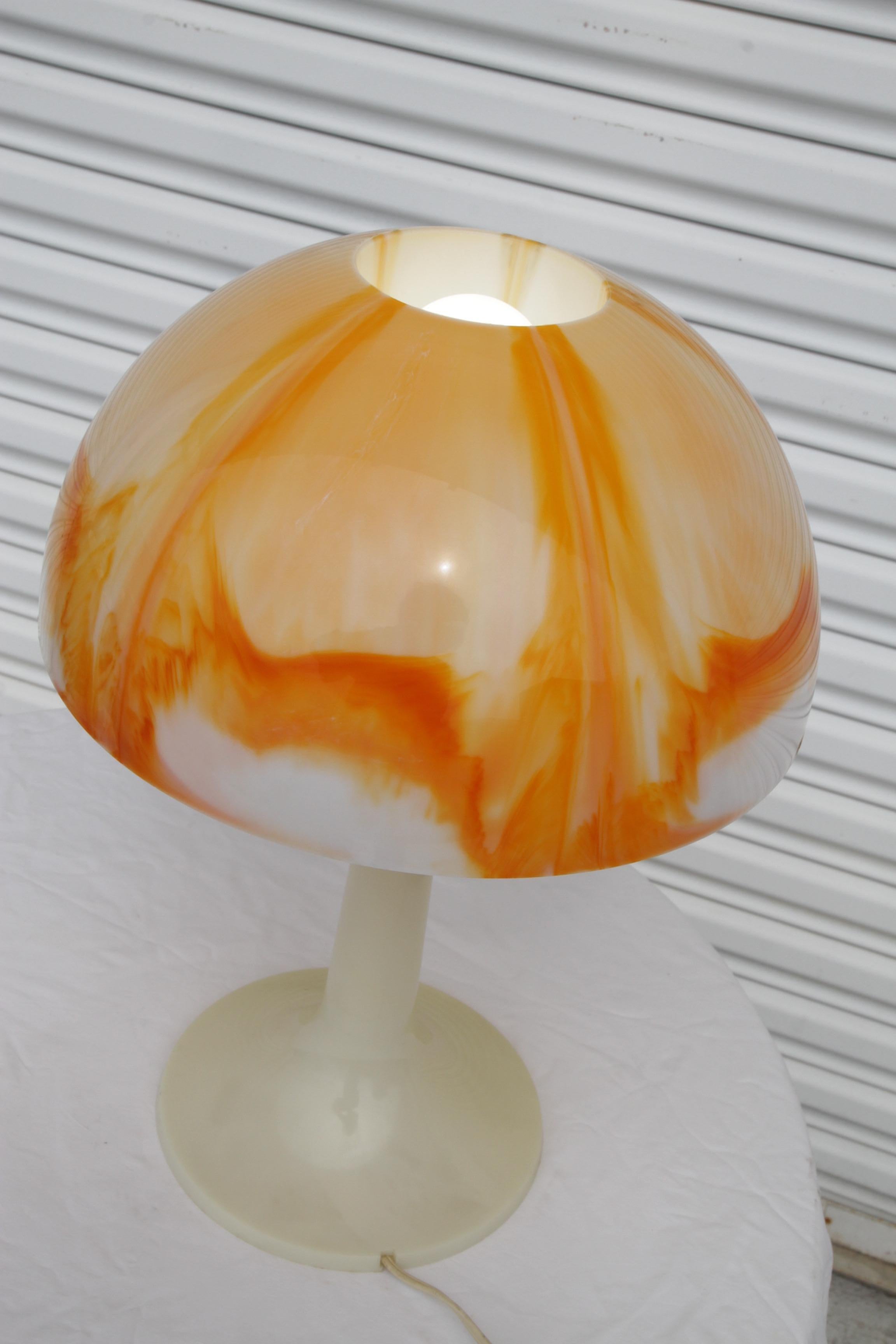 Lampade a fungo arancione di Gilbert Softlite del Mid Century Modern in vendita 1