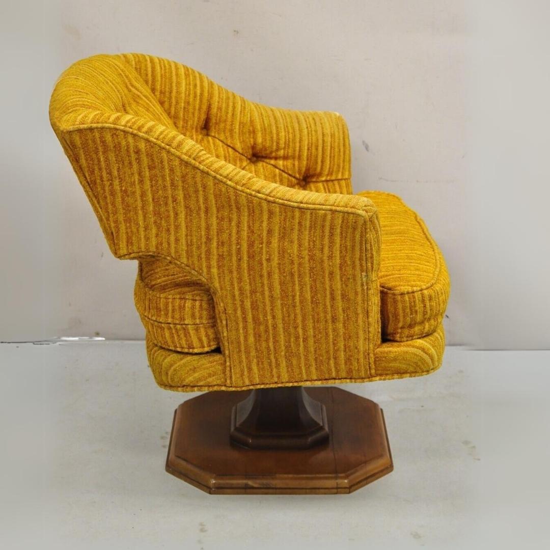 Mid-Century Modern Mid Century Modern Orange Swivel Club Lounge Chairs by Silver Craft - a Pair For Sale