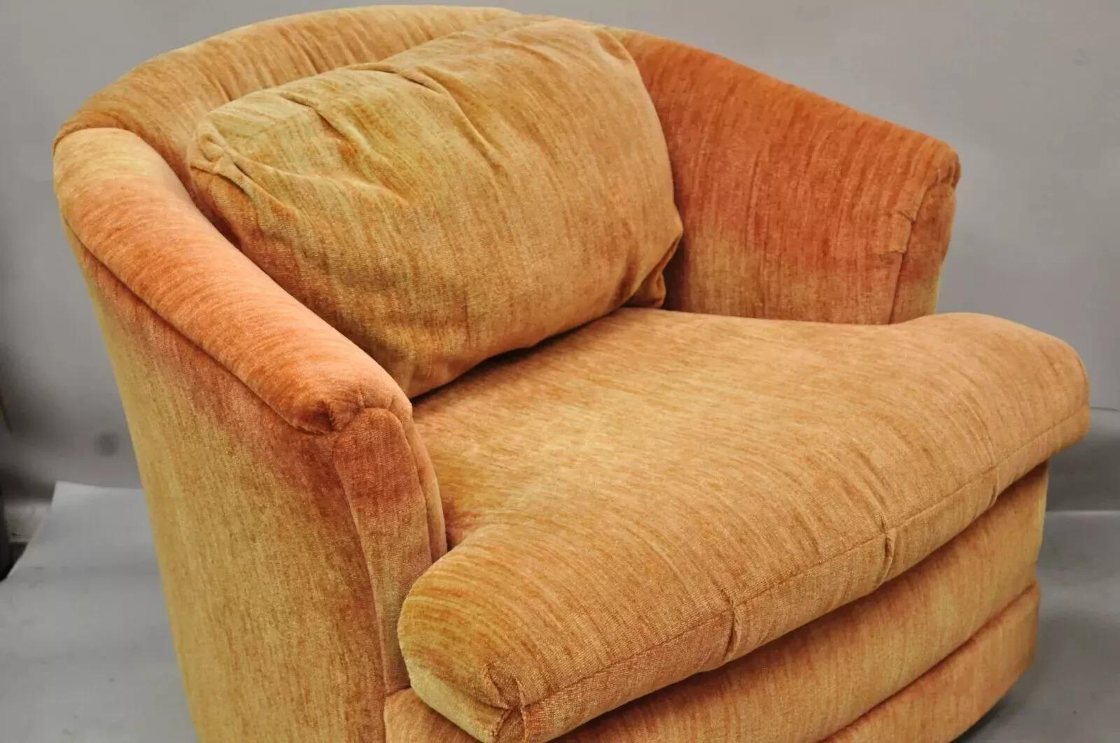 Mid-Century Modern Mid Century Modern Orange Upholstered Swivel Lounge Club Chair by Flexsteel Pair For Sale