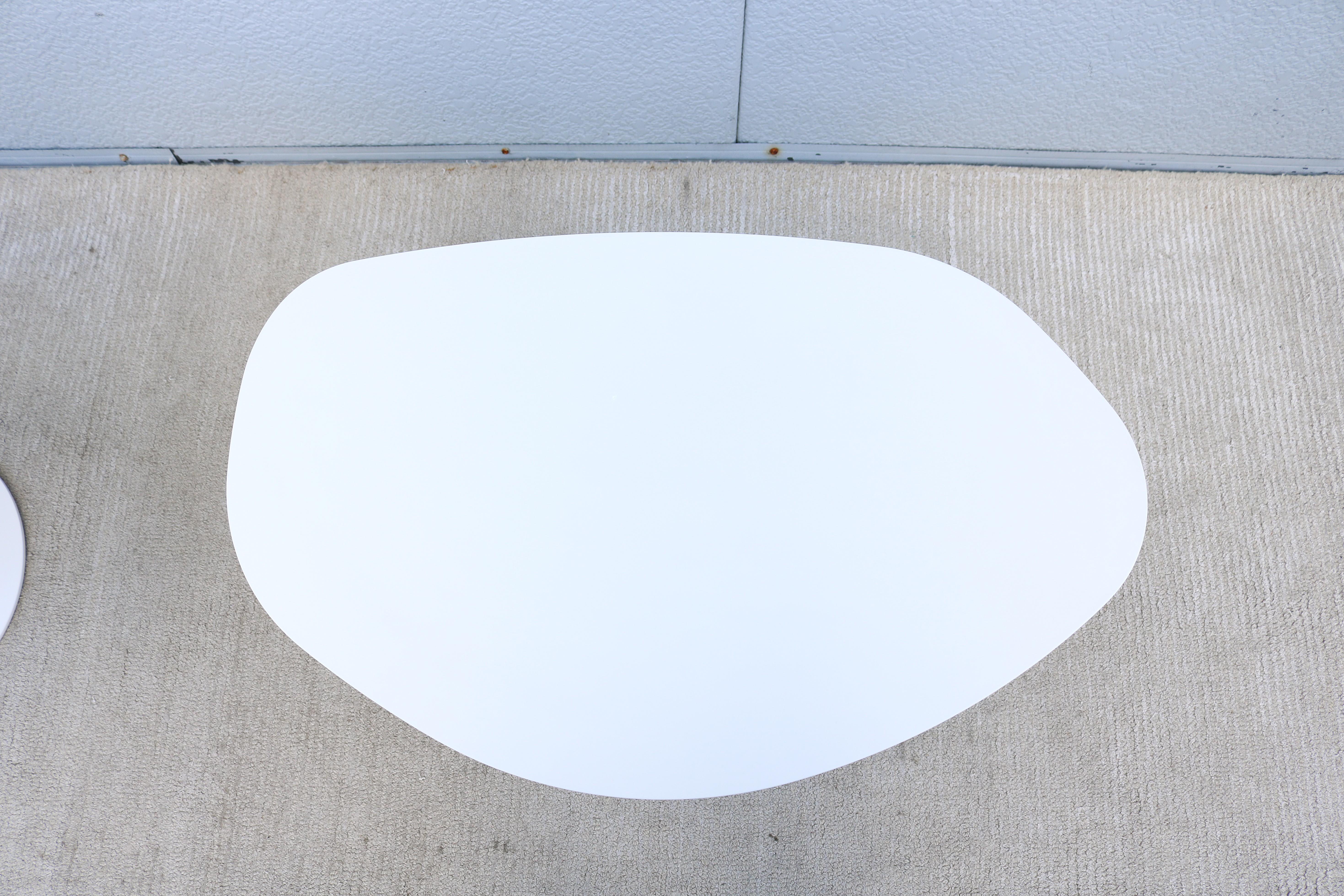Mid-Century Modern Organic Forms Side Tables Attributed to Morten Voss - a Pair For Sale 8