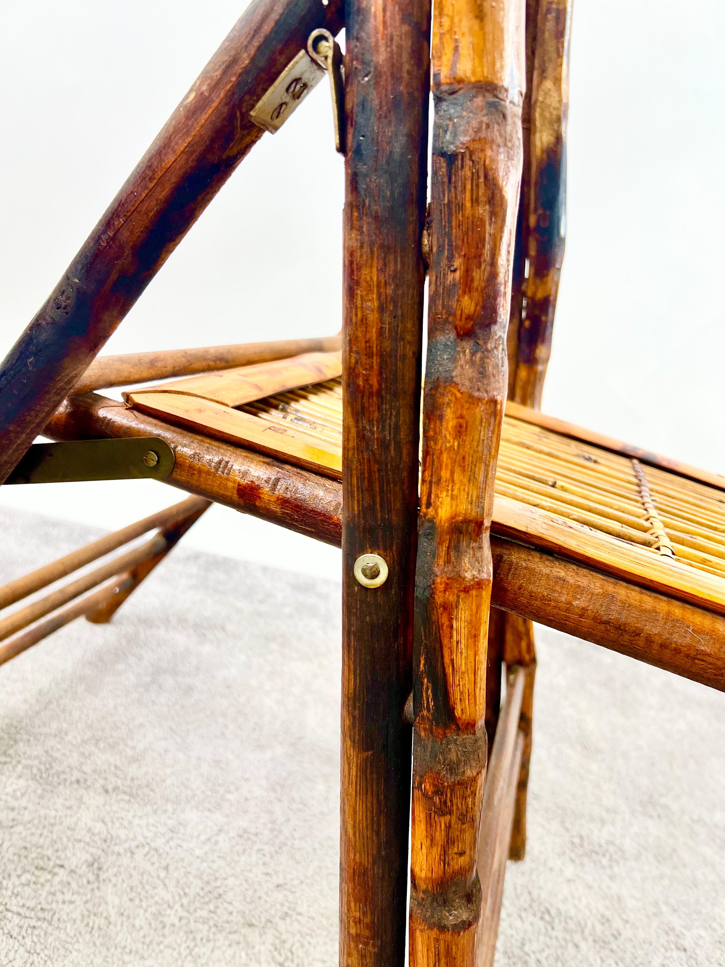 Silla plegable de bambú orgánico artesanal moderno de mediados de siglo, set de 4 en venta 3