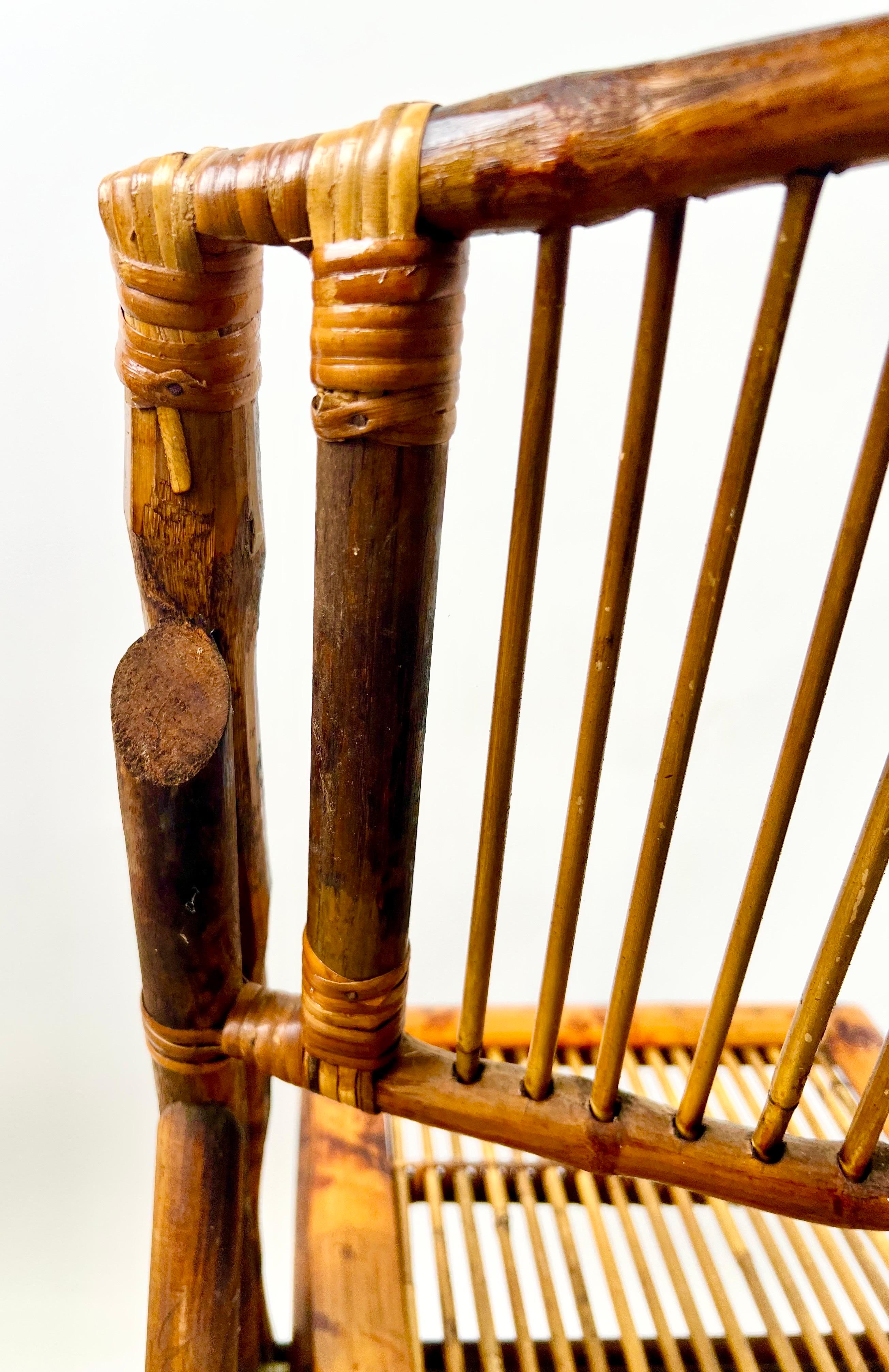 Silla plegable de bambú orgánico artesanal moderno de mediados de siglo, set de 4 en venta 13