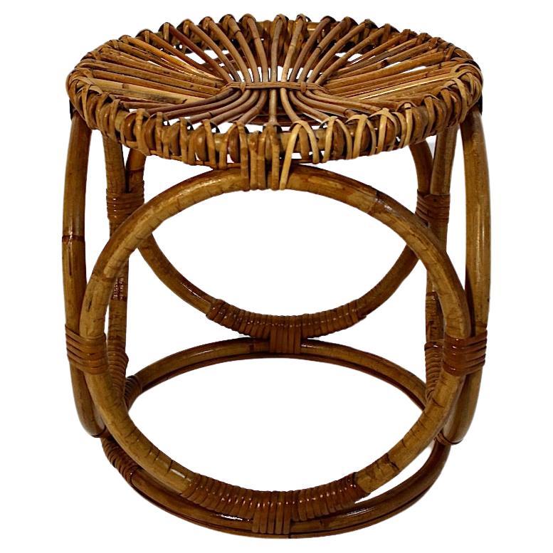 Mid Century Modern Organic Vintage Rattan Circular Stool 1950s Italy For Sale