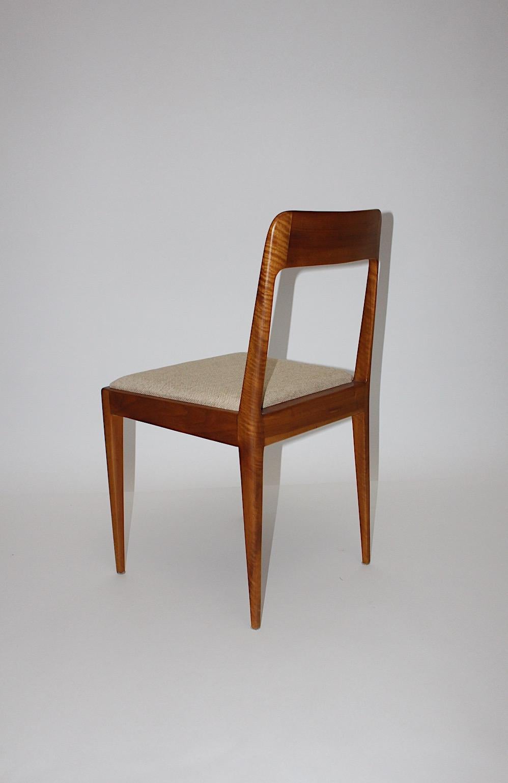 Chaises de salle à manger moderne du milieu du siècle en noyer organique A7 Carl Auböck 1950s Vienne en vente 3