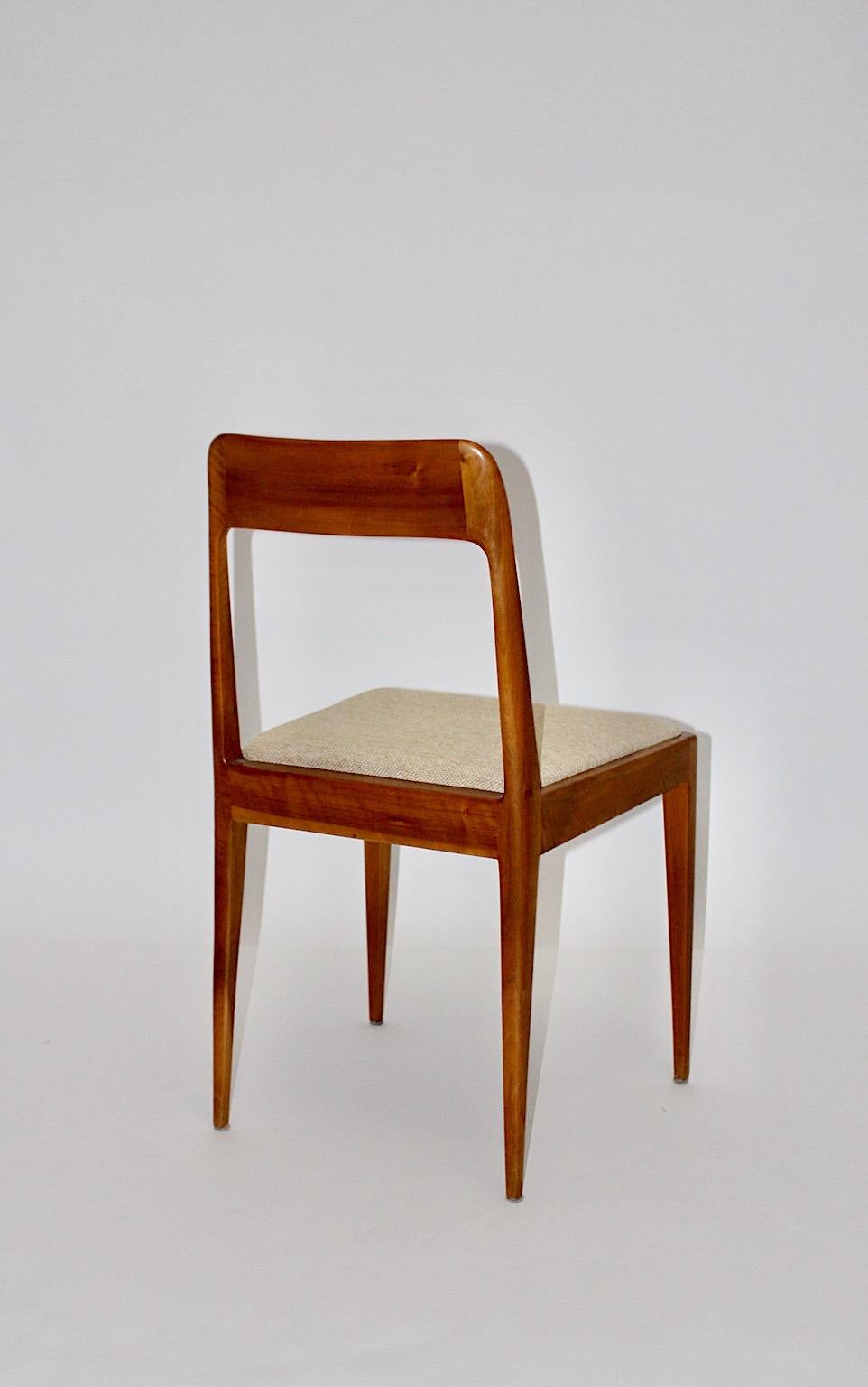 Chaises de salle à manger moderne du milieu du siècle en noyer organique A7 Carl Auböck 1950s Vienne en vente 5