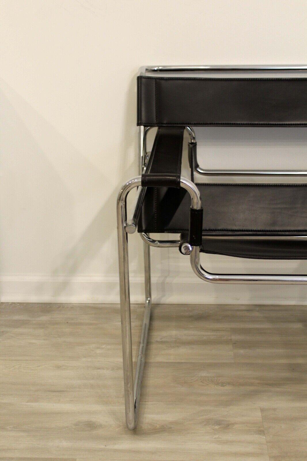 Mid-Century Modern Original Wassily Black Leather Chair 1