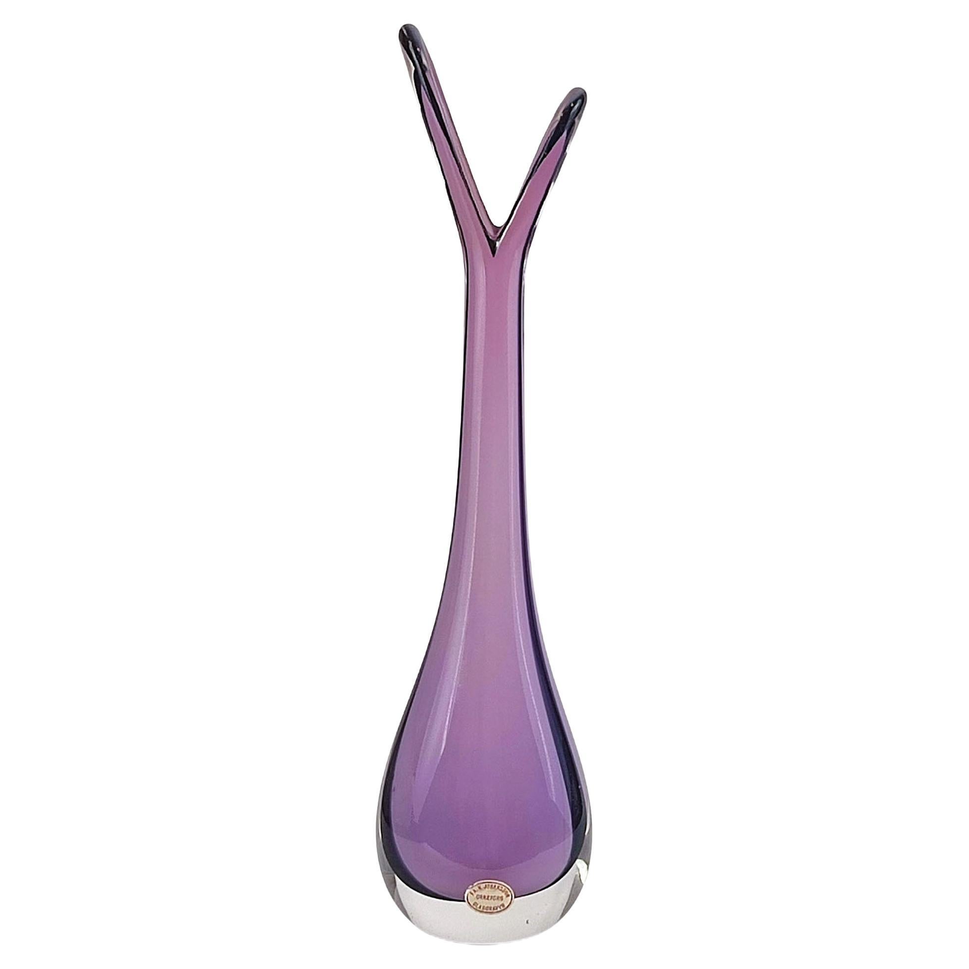 Vaso di vetro scandinavo di metà secolo Orrefors Purple Sommerso