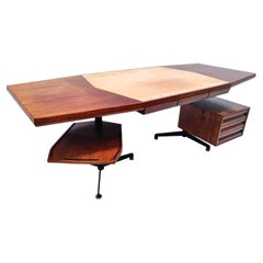 Mid-Century Modern Osvaldo Borsani Executive Desk for Tecno, Italy, 1950s