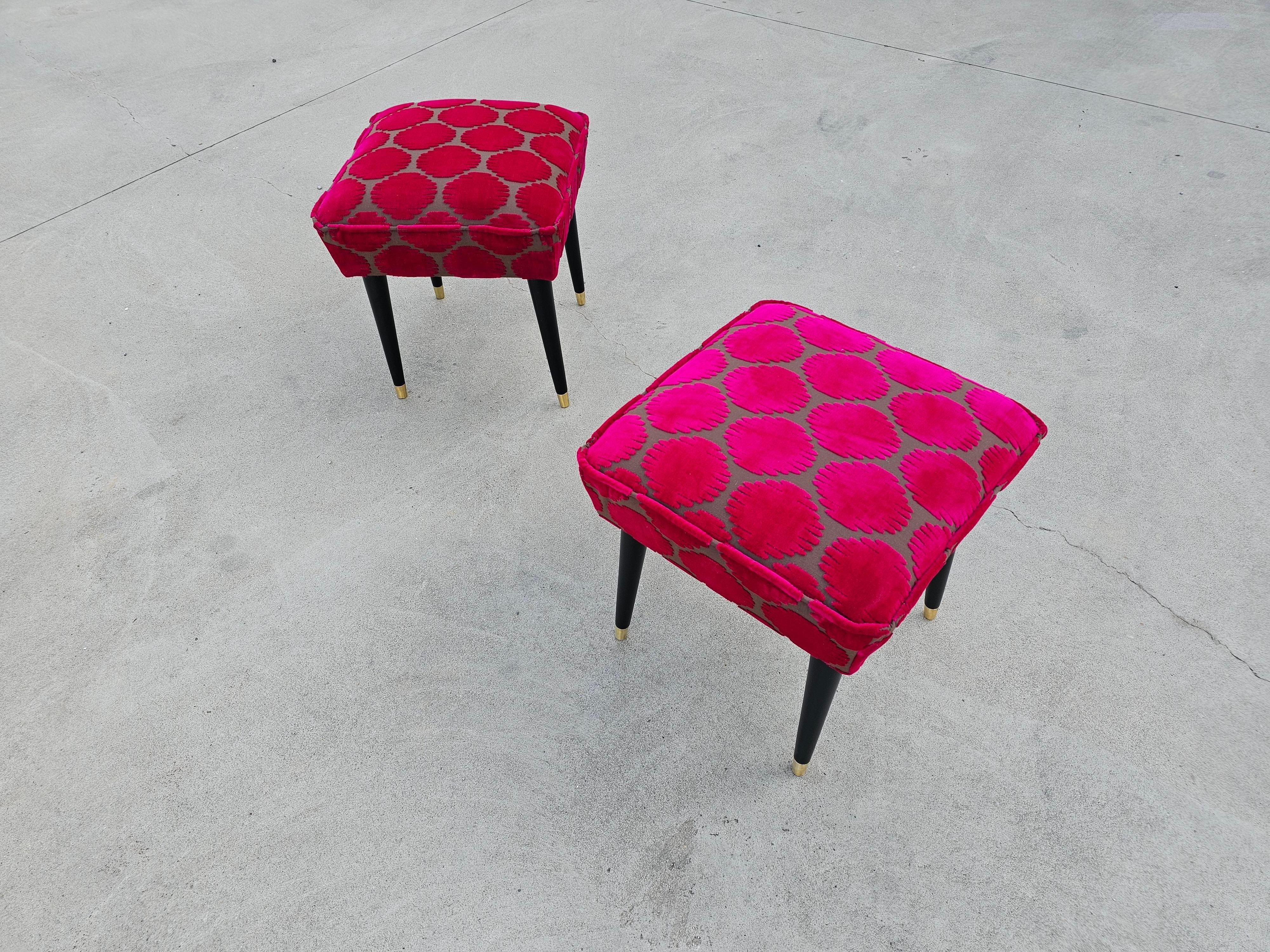 Mid-Century Modern Ottomans, Fully Refurbished, Yugoslavia, 1960s For Sale 3