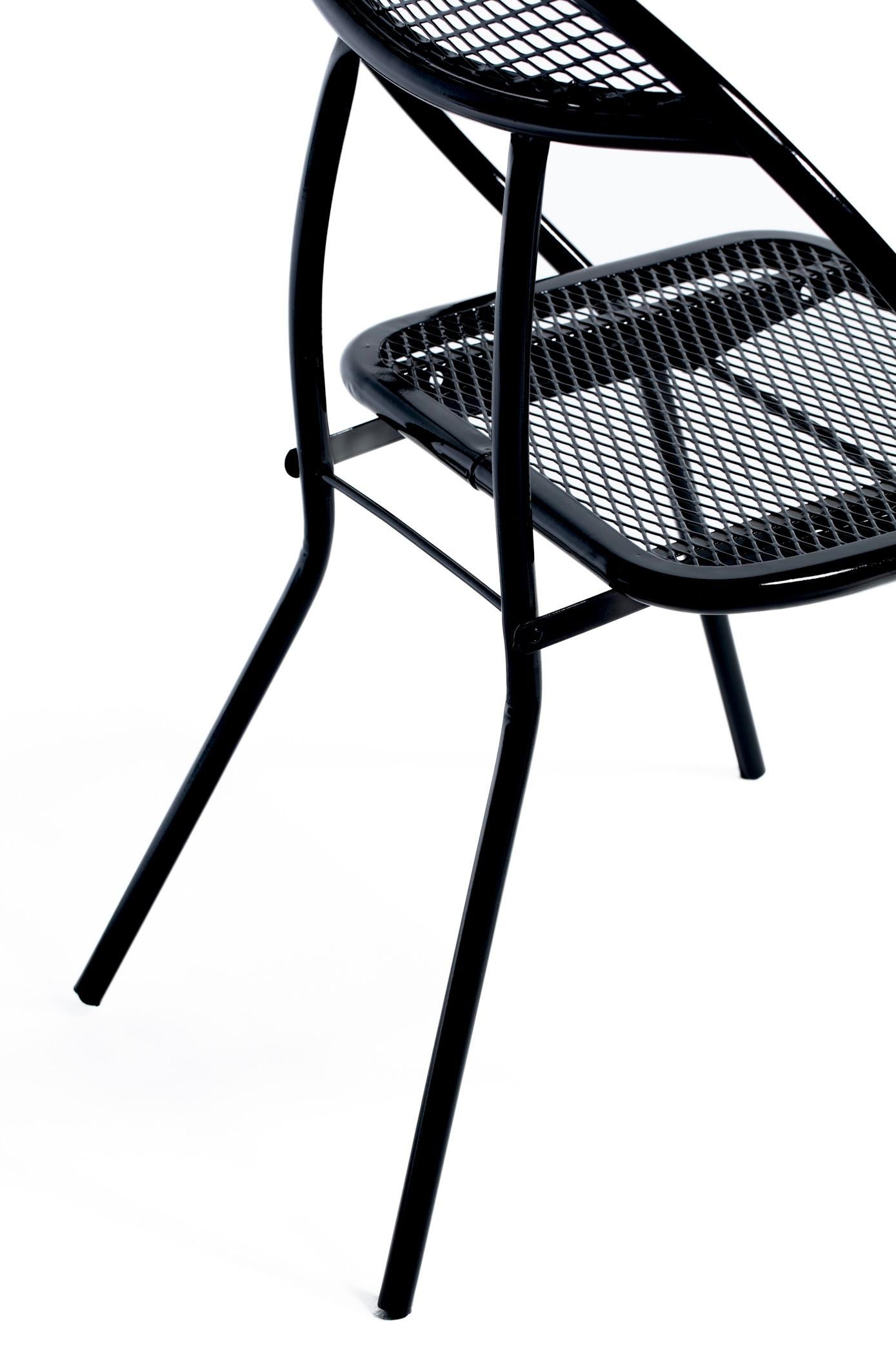Sedie pieghevoli da patio in metallo e rete nera da esterno del Mid Century Modern di Rid-Jid in vendita 8