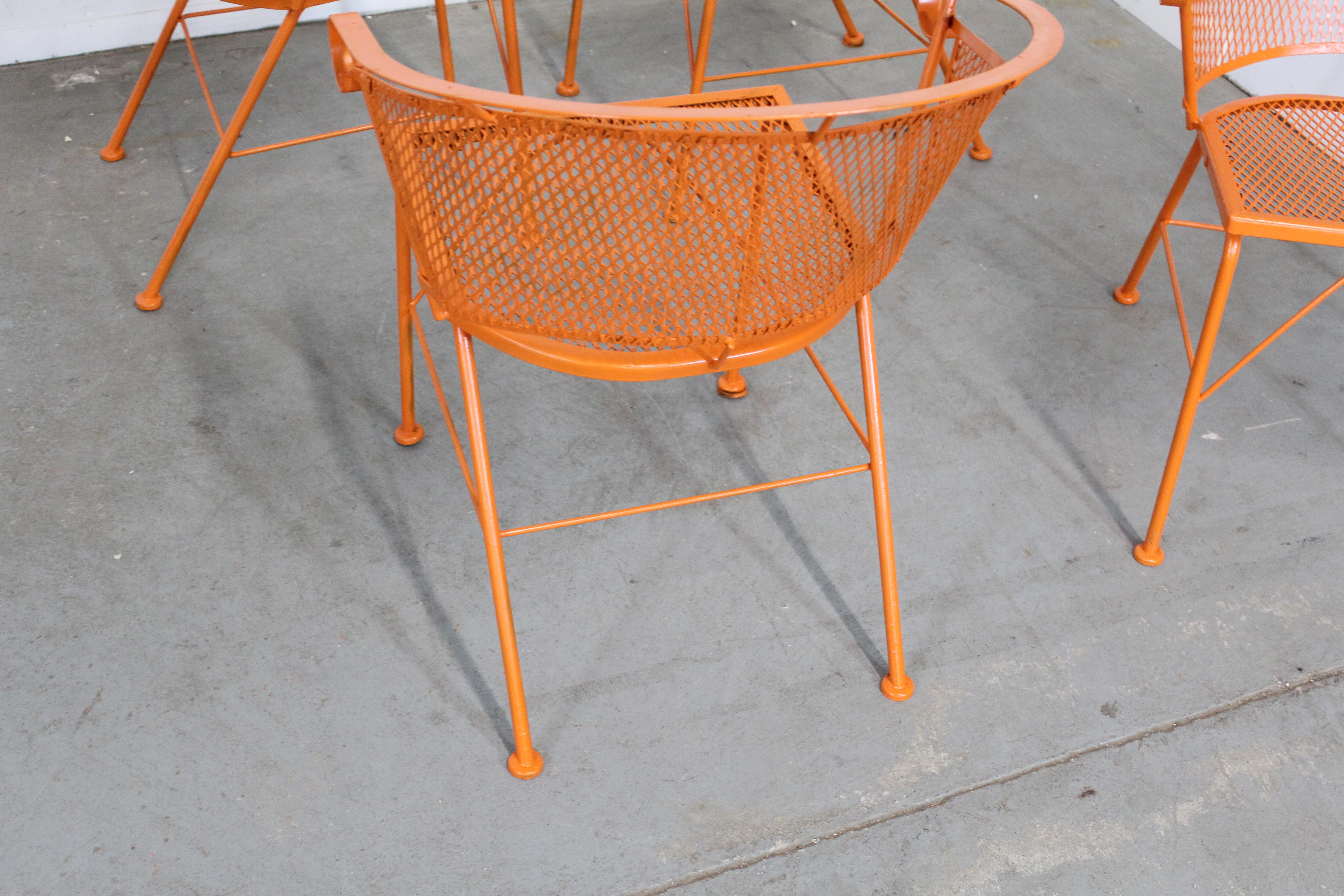 Mid-Century Modern Outdoor Iron Table and 4 Curved Back Chairs 2