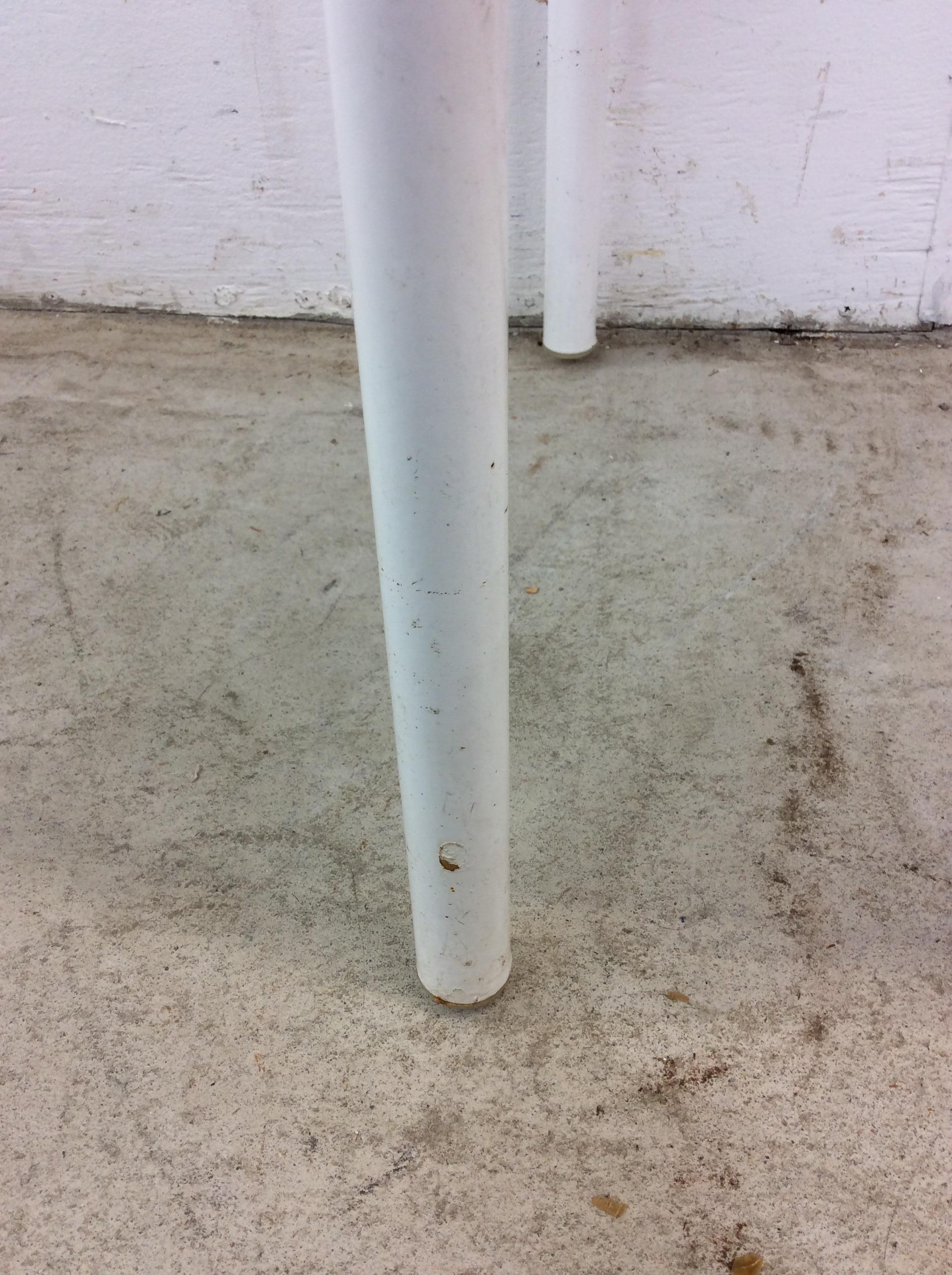 Table d'appoint pour patio extérieur avec plateau en fibre de verre en vente 4