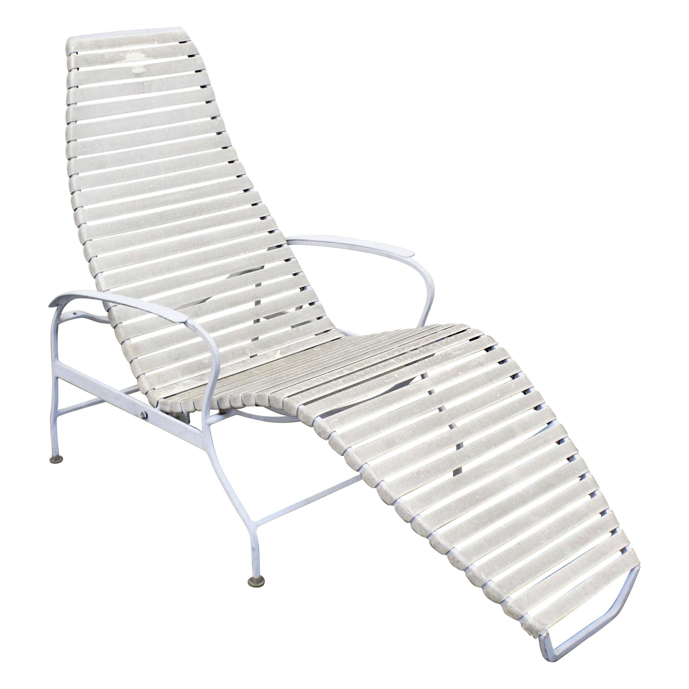 Mid-Century Modern Outdoor Zero Gravity Lounge Chair