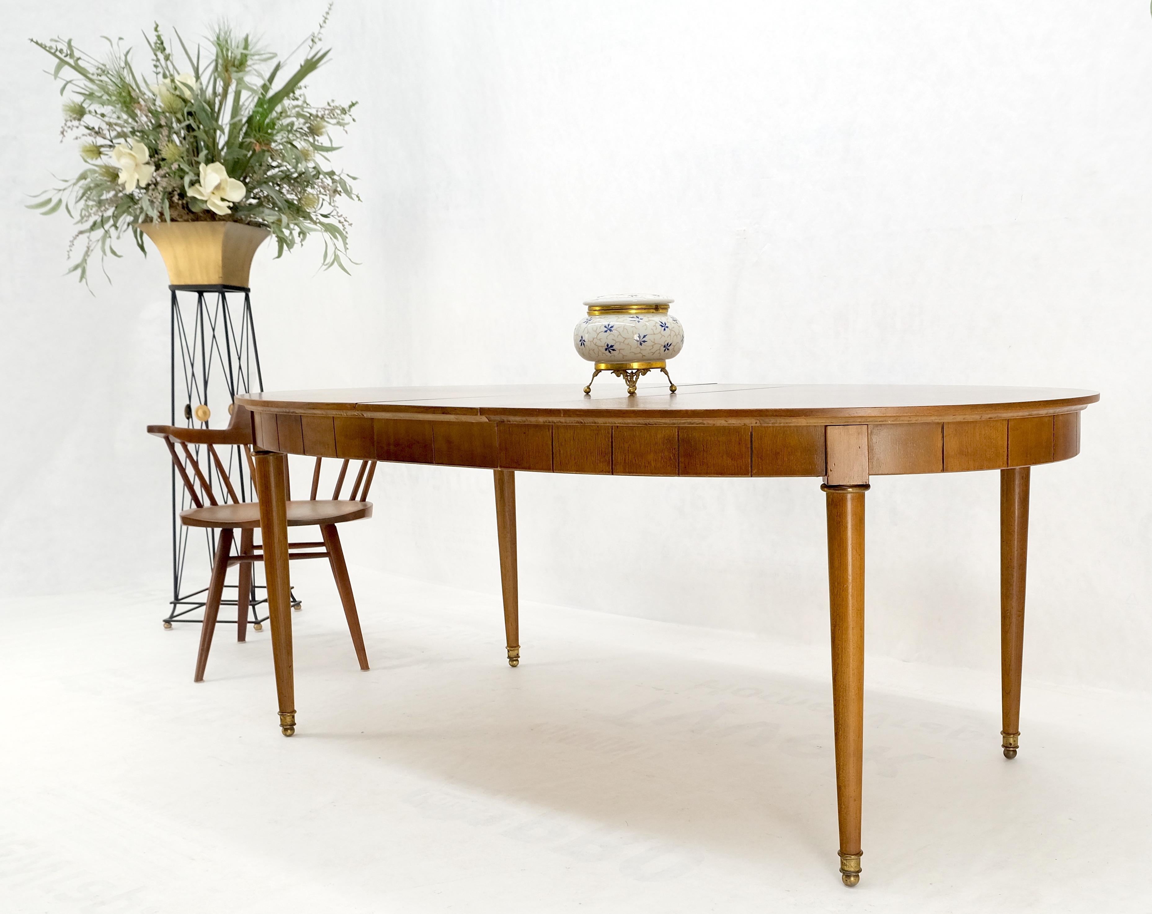 Mid-Century Modern Oval Banded Burl Wood Tapered Legs One Leaf Dining Table Mint im Angebot 5