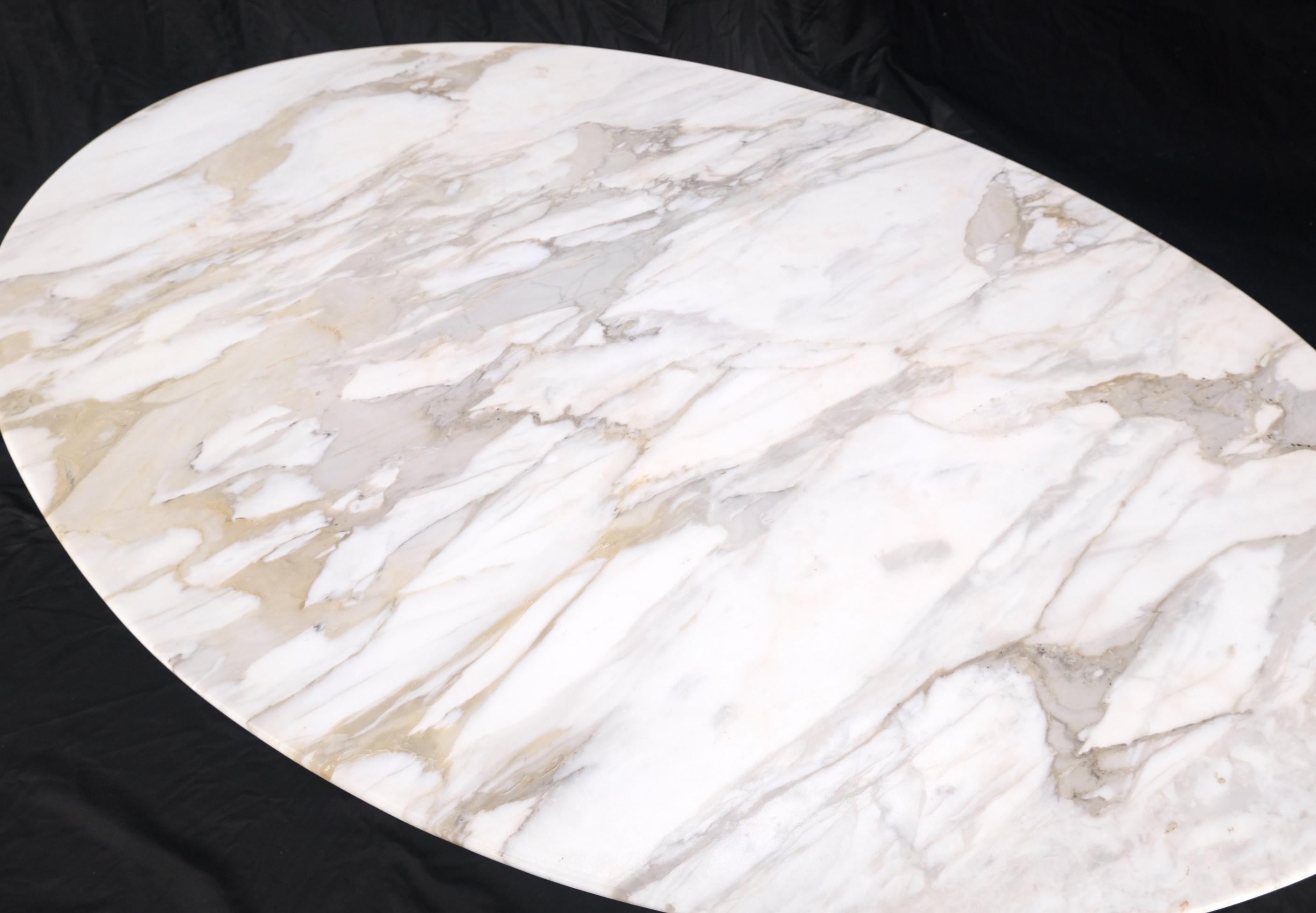 20th Century Mid-Century Modern Oval Carrara Marble Top Organic Lucite Base Coffee Table For Sale
