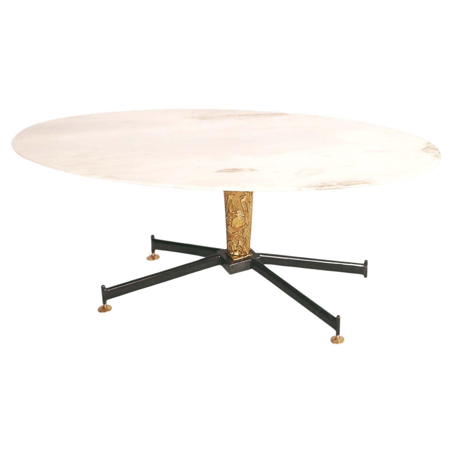 Mid-Century Modern Oval Coffee Table By Permanente Mobili di Cantù For Sale