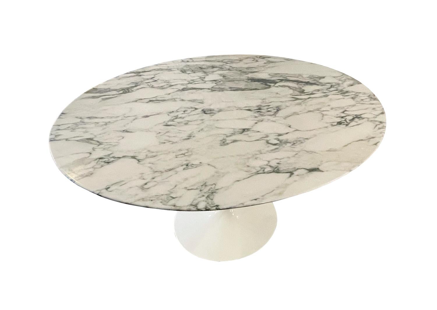Contemporary Mid-Century Modern Oval Dining Table by Eero Saarinen for Knoll in White Marble