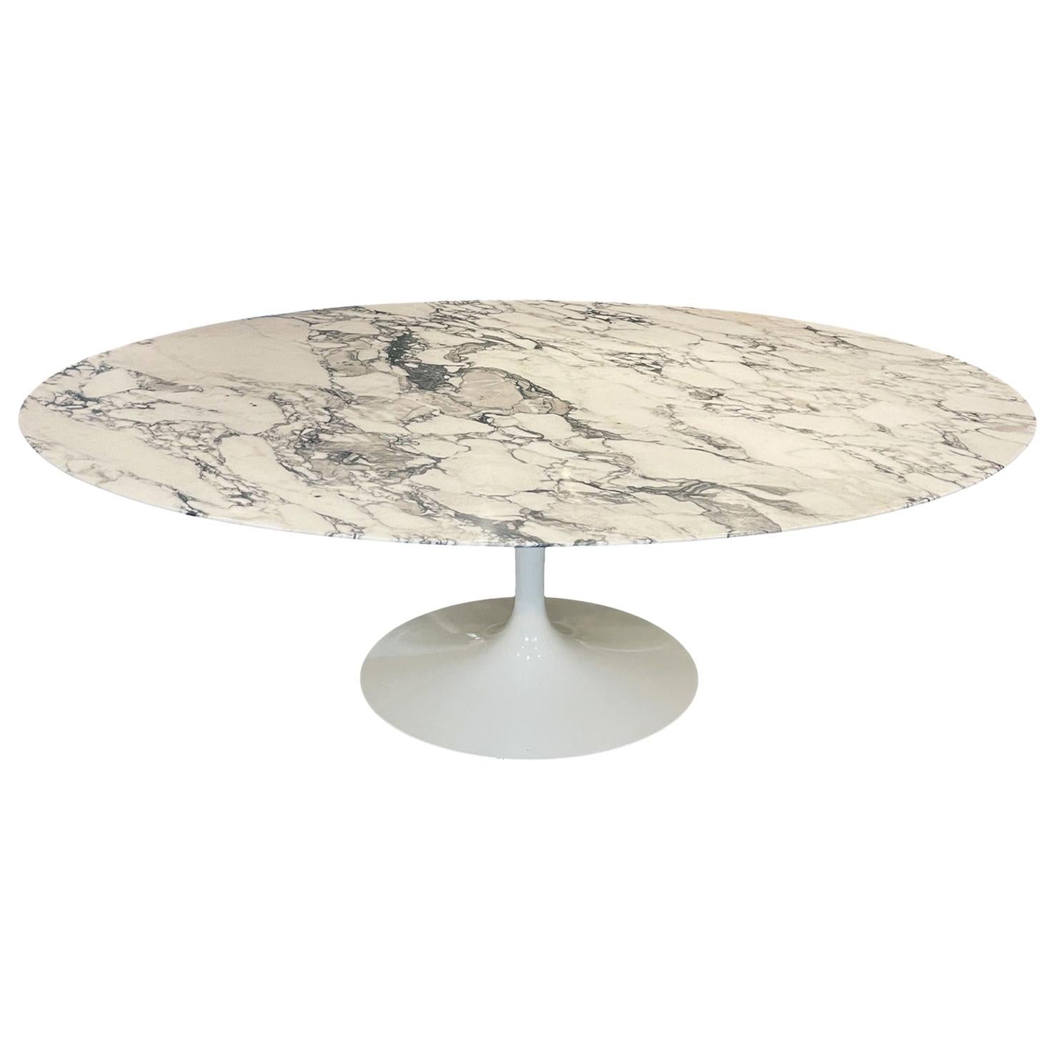 Mid-Century Modern Oval Dining Table by Eero Saarinen for Knoll in White Marble