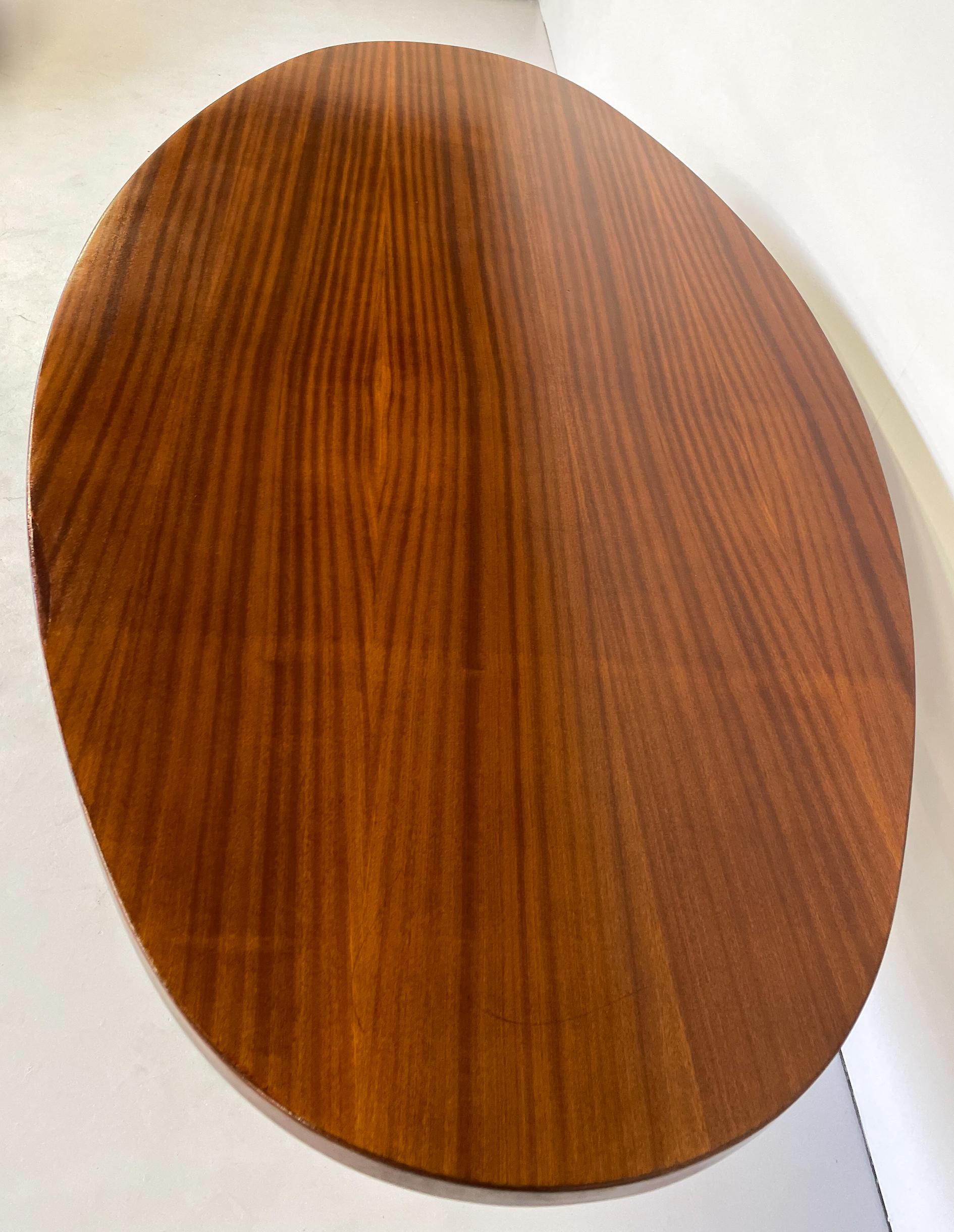 Mid-Century Modern Oval Dining Table 2