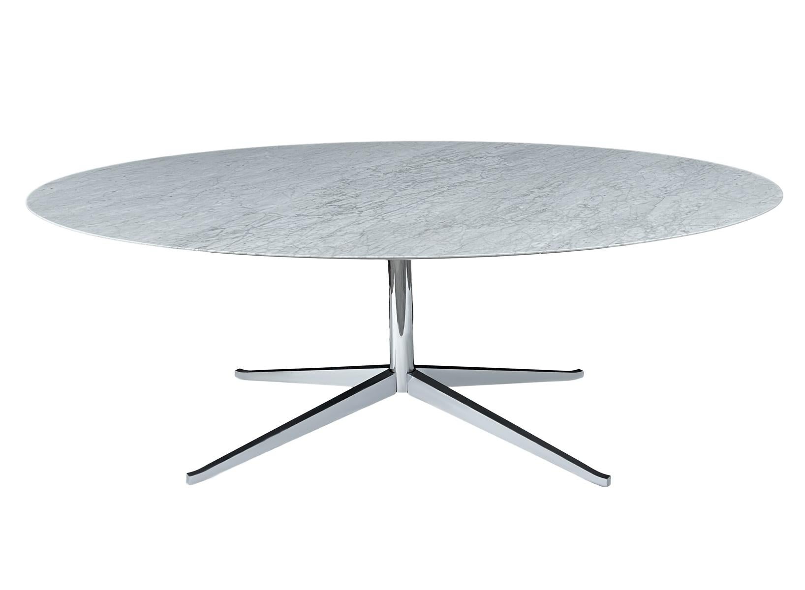 Ovaler Esstisch oder Schreibtisch aus Carrara-Marmor von Florence Knoll, Moderne der Mitte des Jahrhunderts im Angebot 2