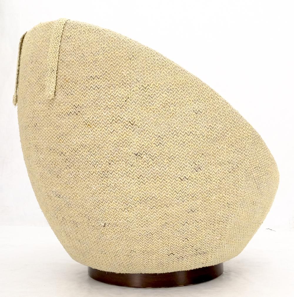 Mid-Century Modern Oval Egg Shape Pod Chair w/ Adjustable Head Rest on Band Base For Sale 6