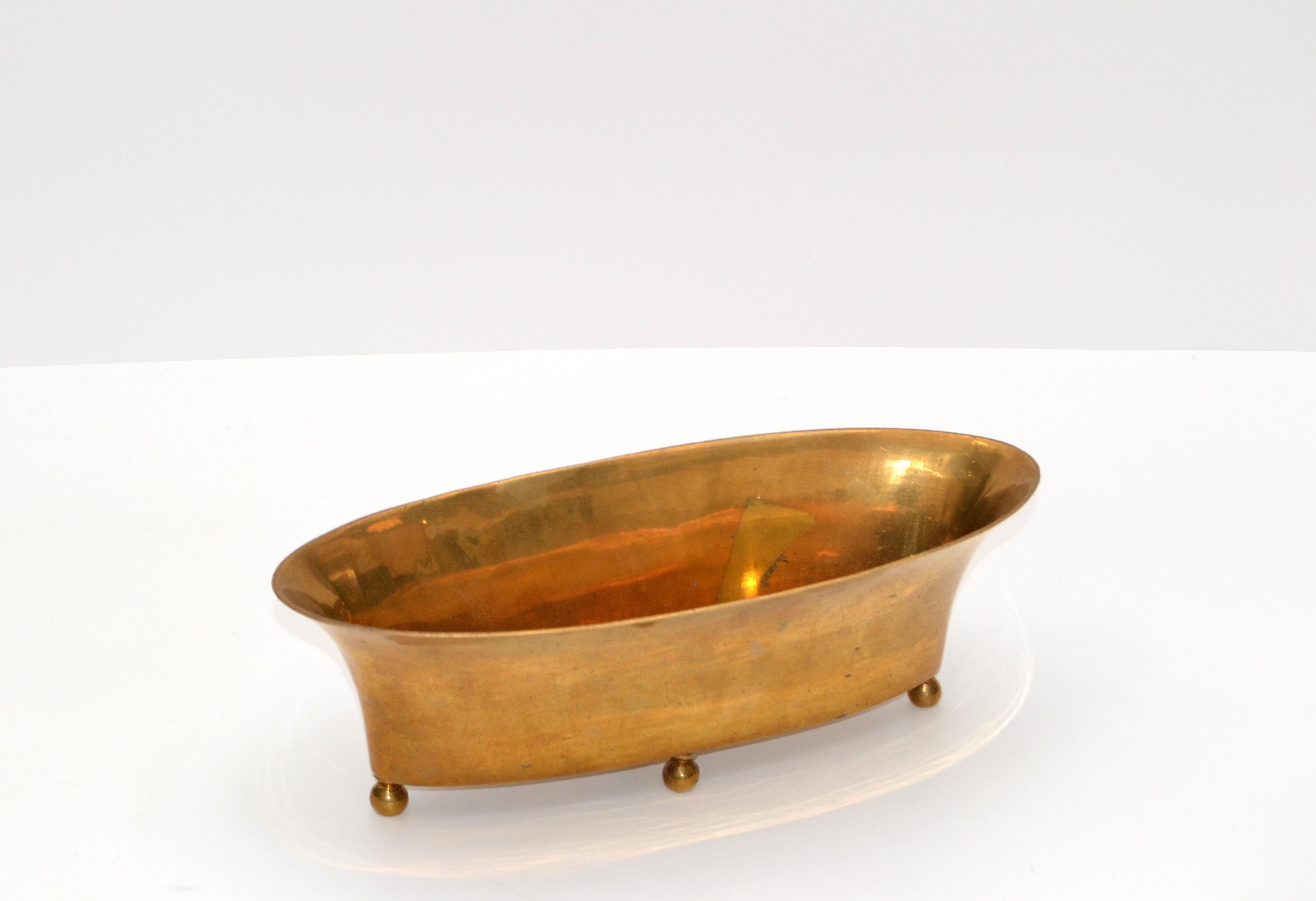 American Mid-Century Modern Oval Footed Bowl in Brass, Centerpiece