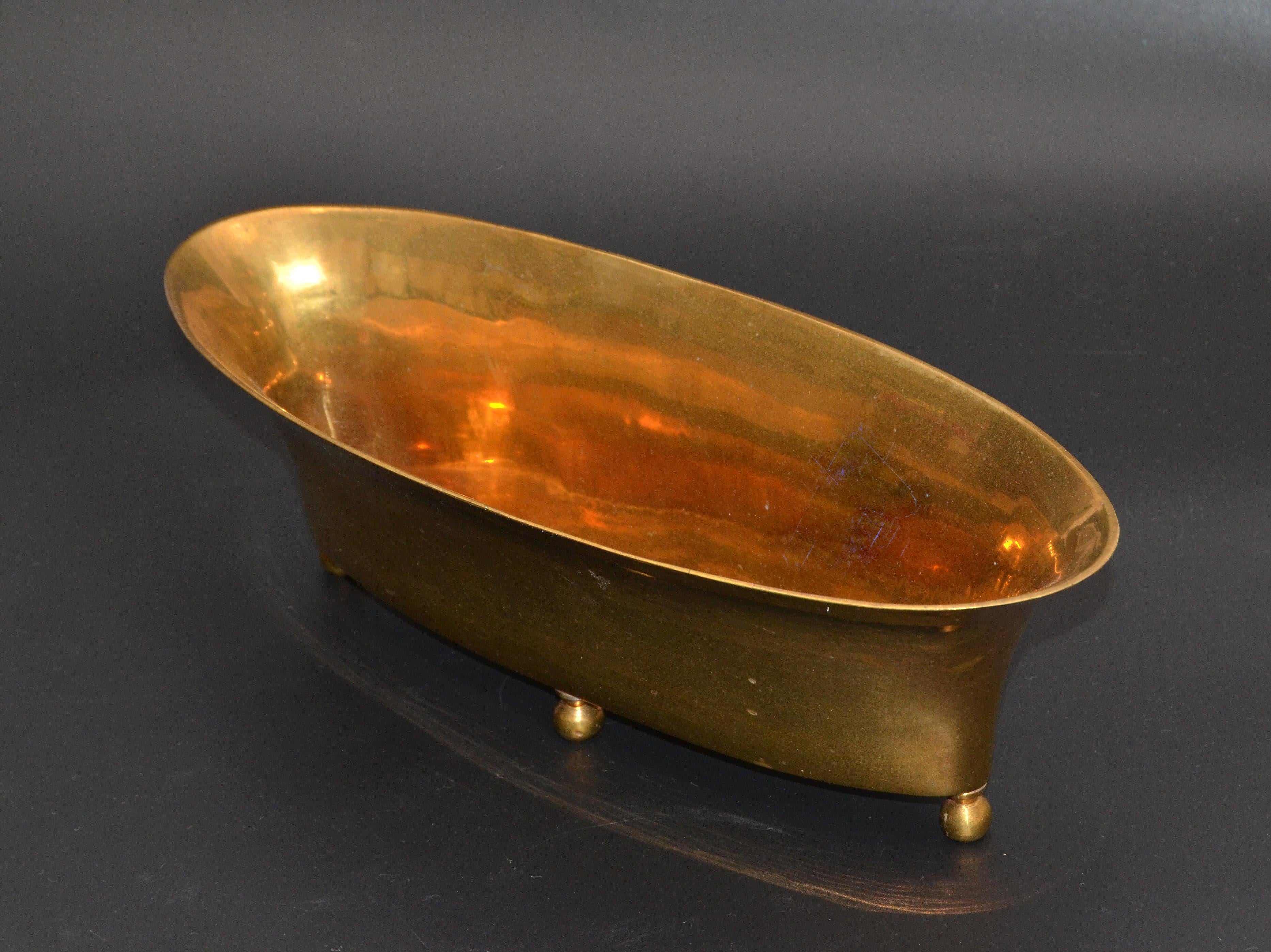 20th Century Mid-Century Modern Oval Footed Bowl in Brass, Centerpiece