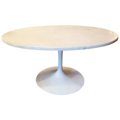 Mid-Century Modern Tulip Base Coffee Table With Oval Marble Top
