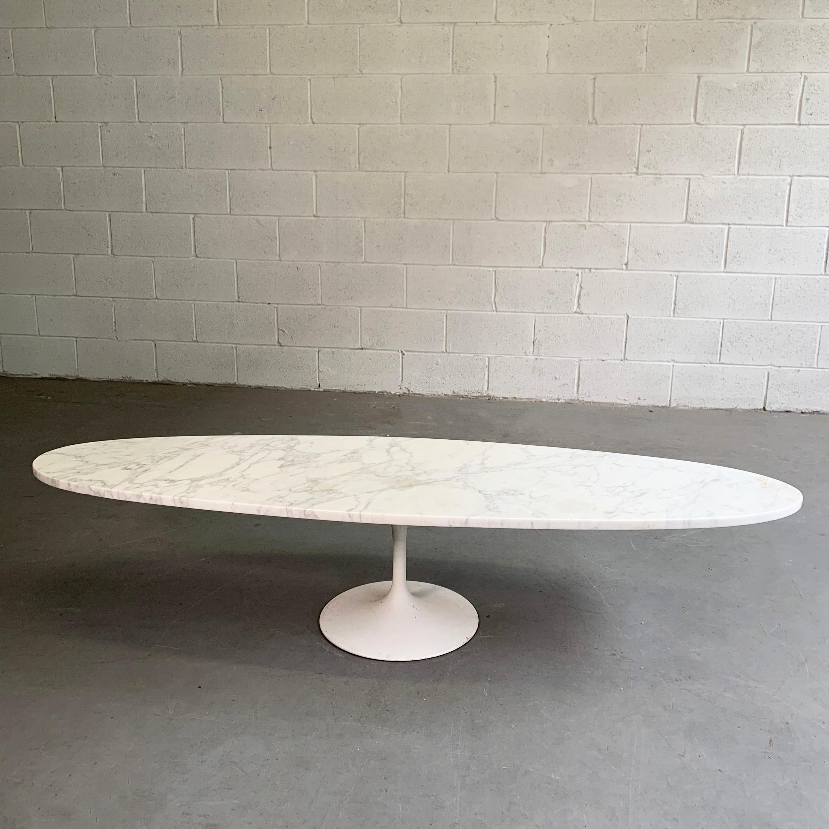 American Mid-Century Modern Oval Marble Tulip Base Coffee Table