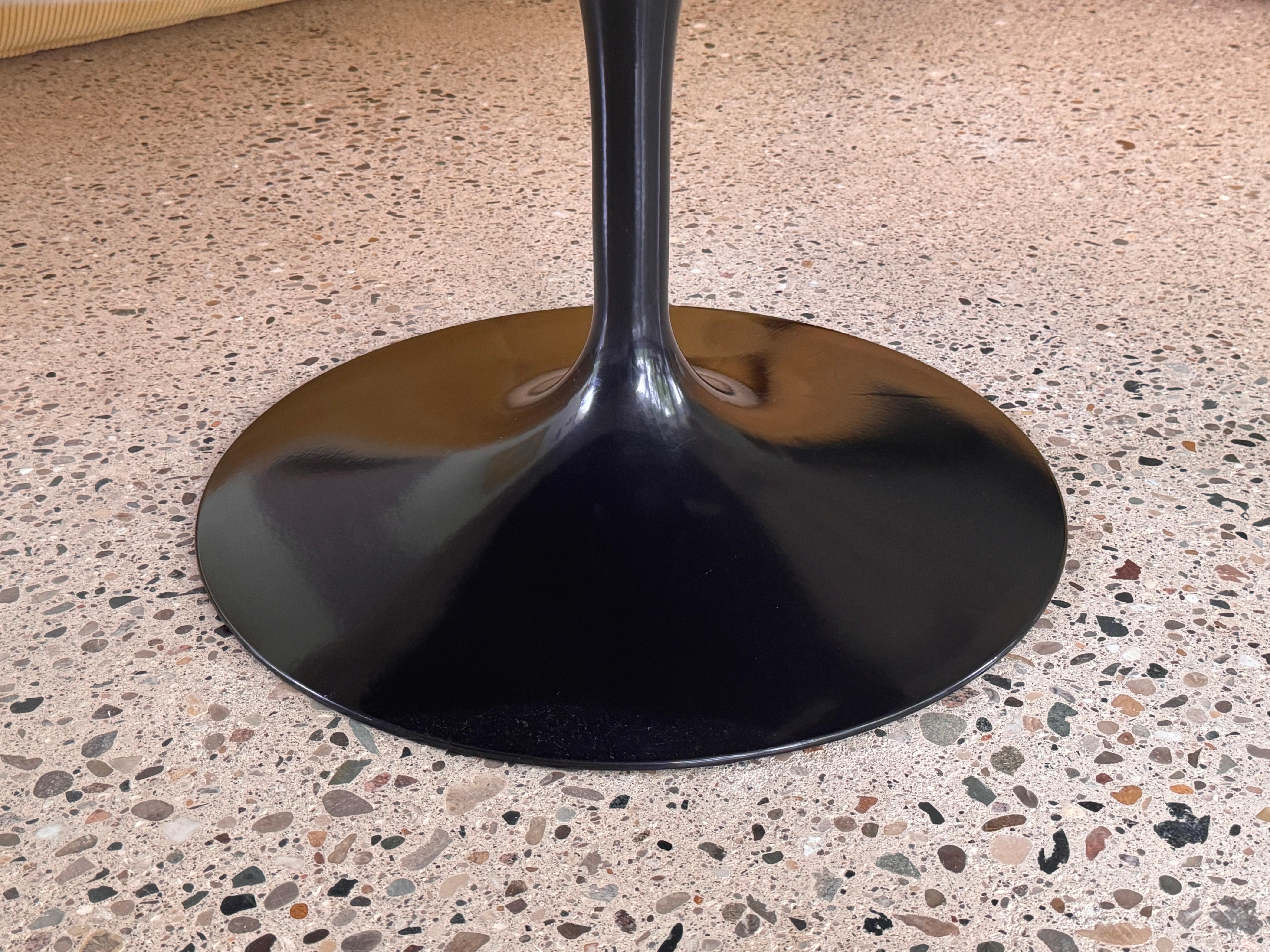 Mid Century Modern Oval Tulip Coffee Table in Marble by Eero Saarinen for Knoll 3