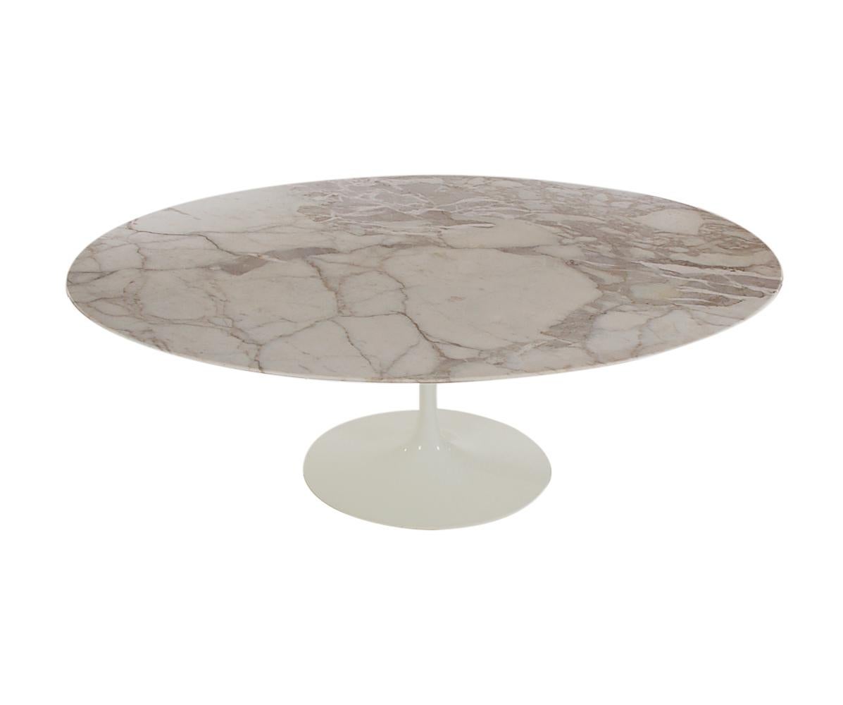 American Mid-Century Modern Oval Tulip Dining Table in Marble by Eero Saarinen for Knoll