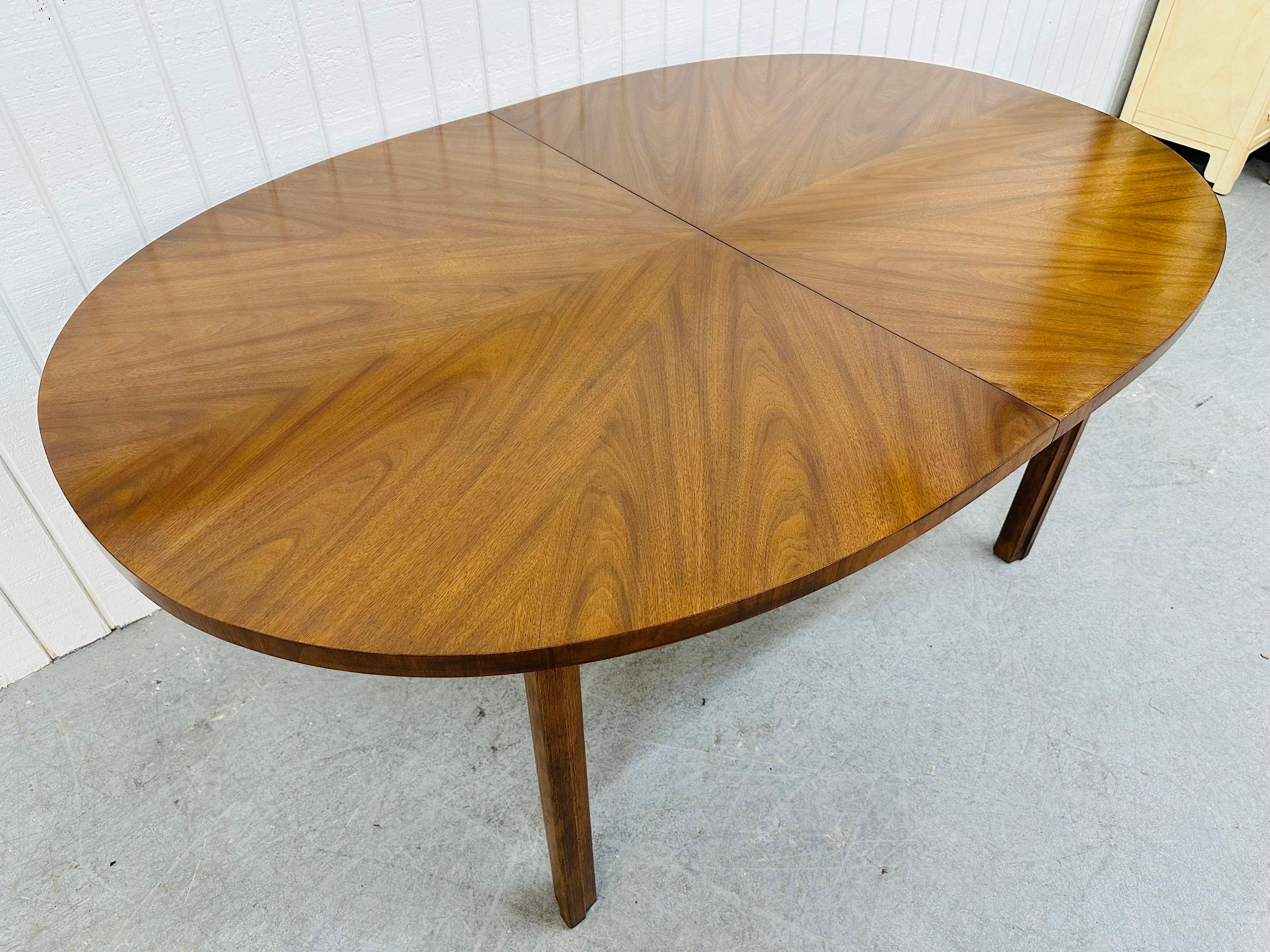 Mid-Century Modern Oval Walnut Dining Table For Sale at 1stDibs