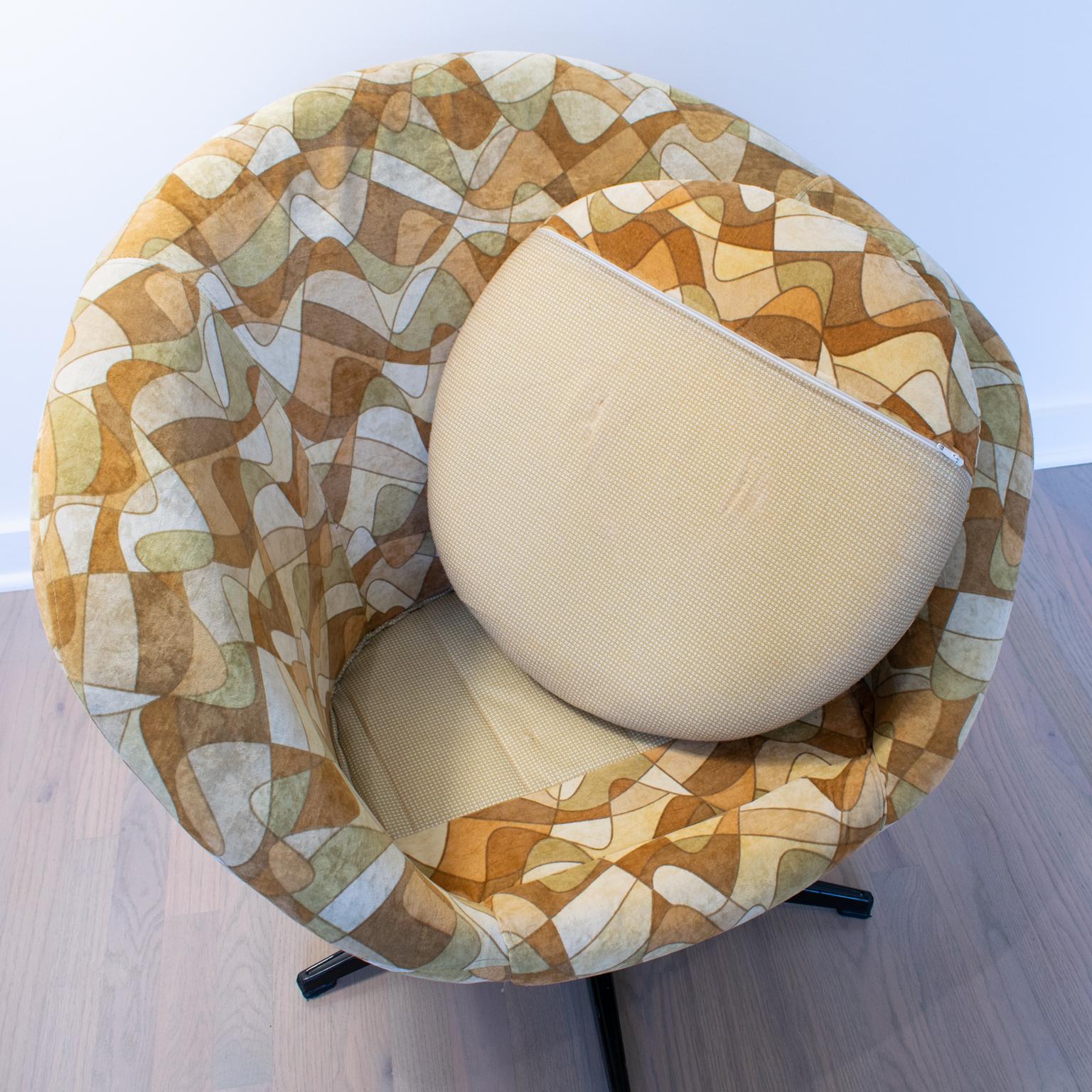 Mid-Century Modern Overman Sweden Pod Swivel Lounge Chair Armchair, a pair 8