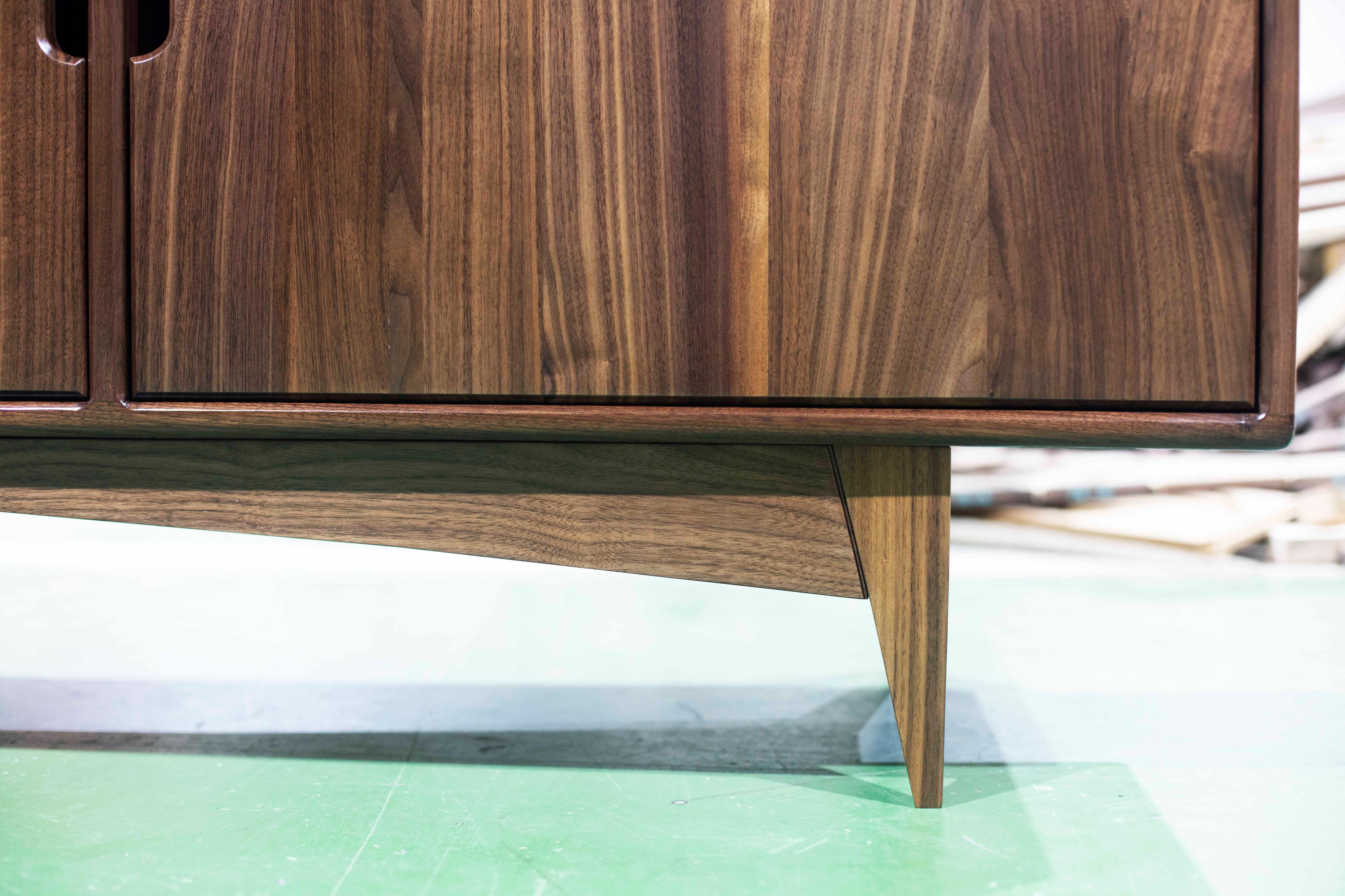 Contemporary Mid-Century Modern Oversize Credenza in Solid Walnut - Minimalist Artisan Craft For Sale