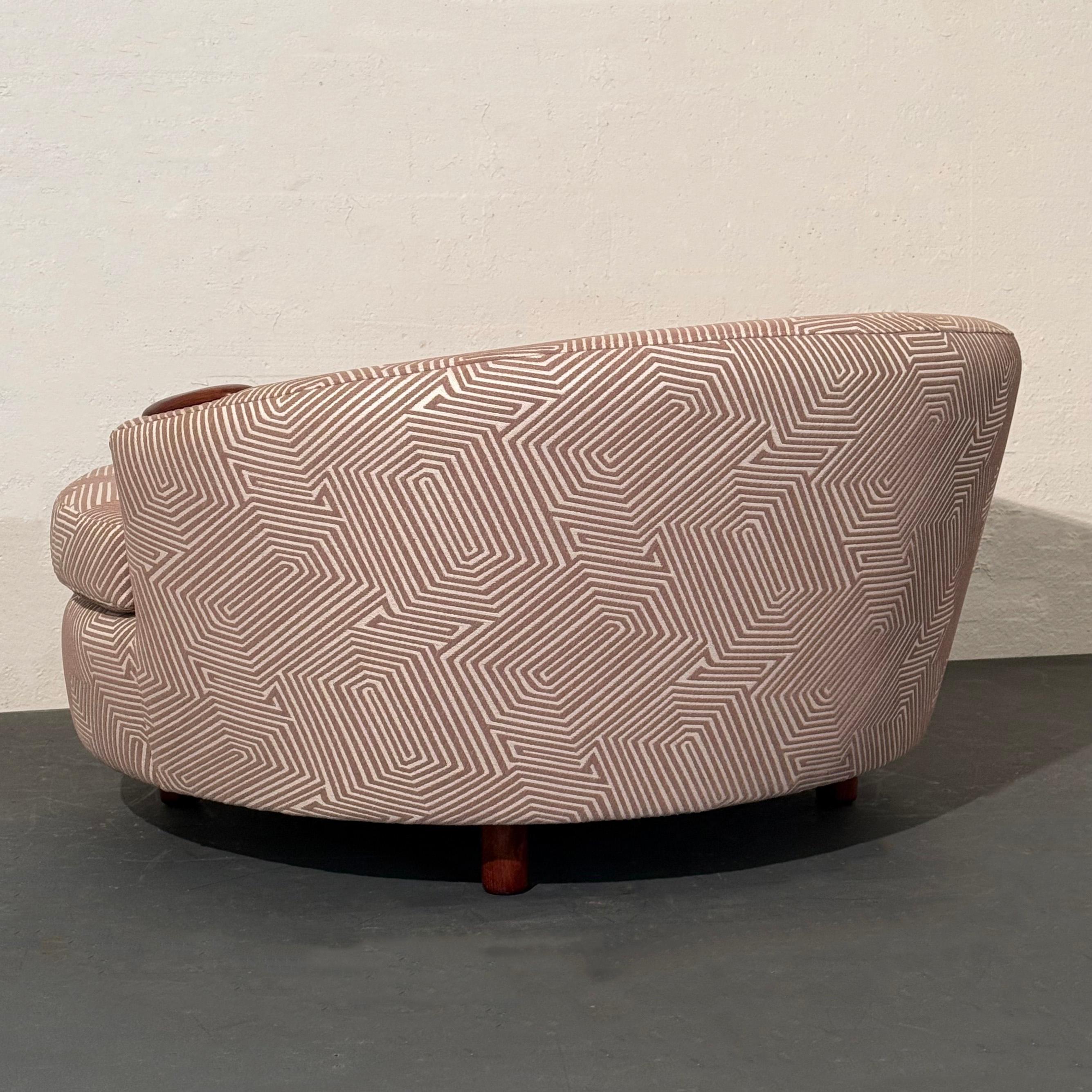 Upholstery Mid-Century Modern Oversized Round Chaise Lounge Chair For Sale