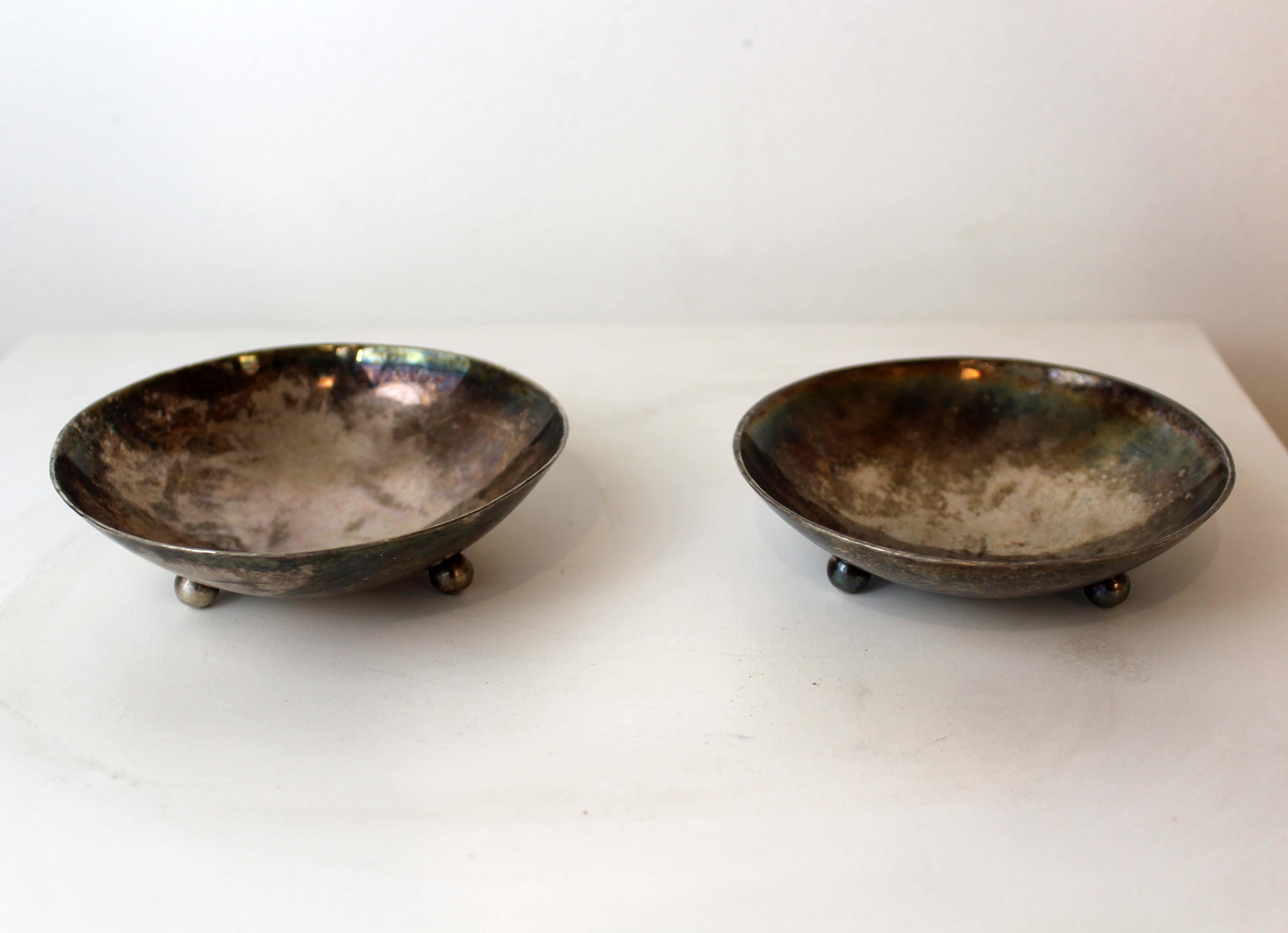 Mid-Century Modern Pair Alfredo Scciarotta Modernist Sterling Silver Mini Bowls In Good Condition For Sale In Keego Harbor, MI