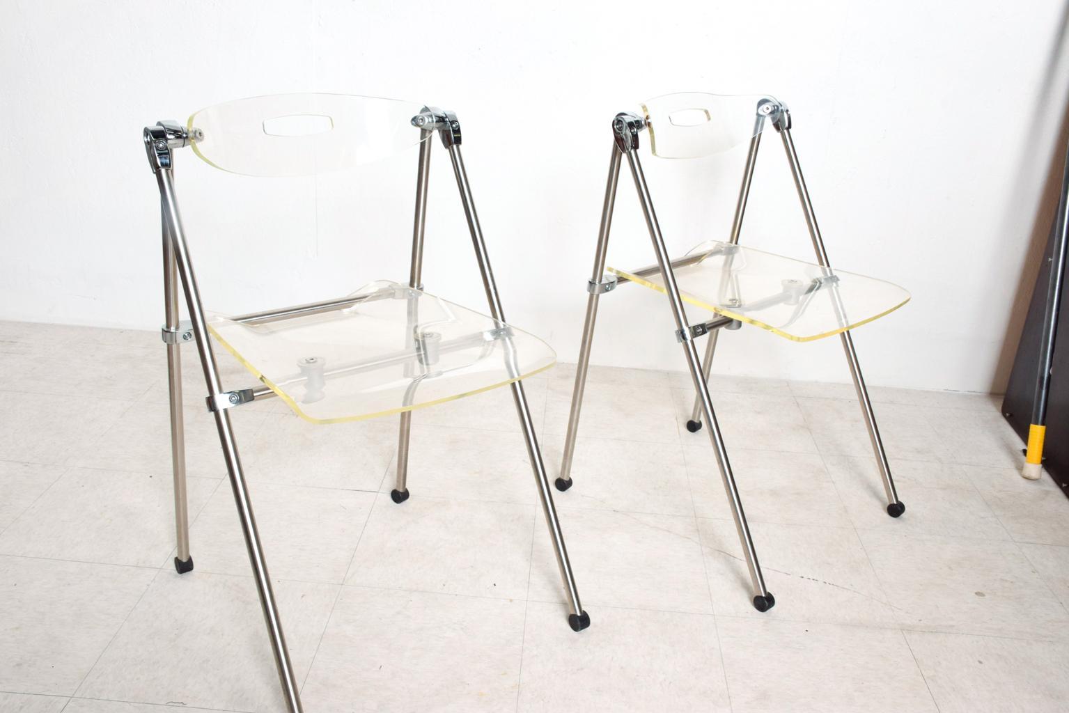 folding lucite chairs