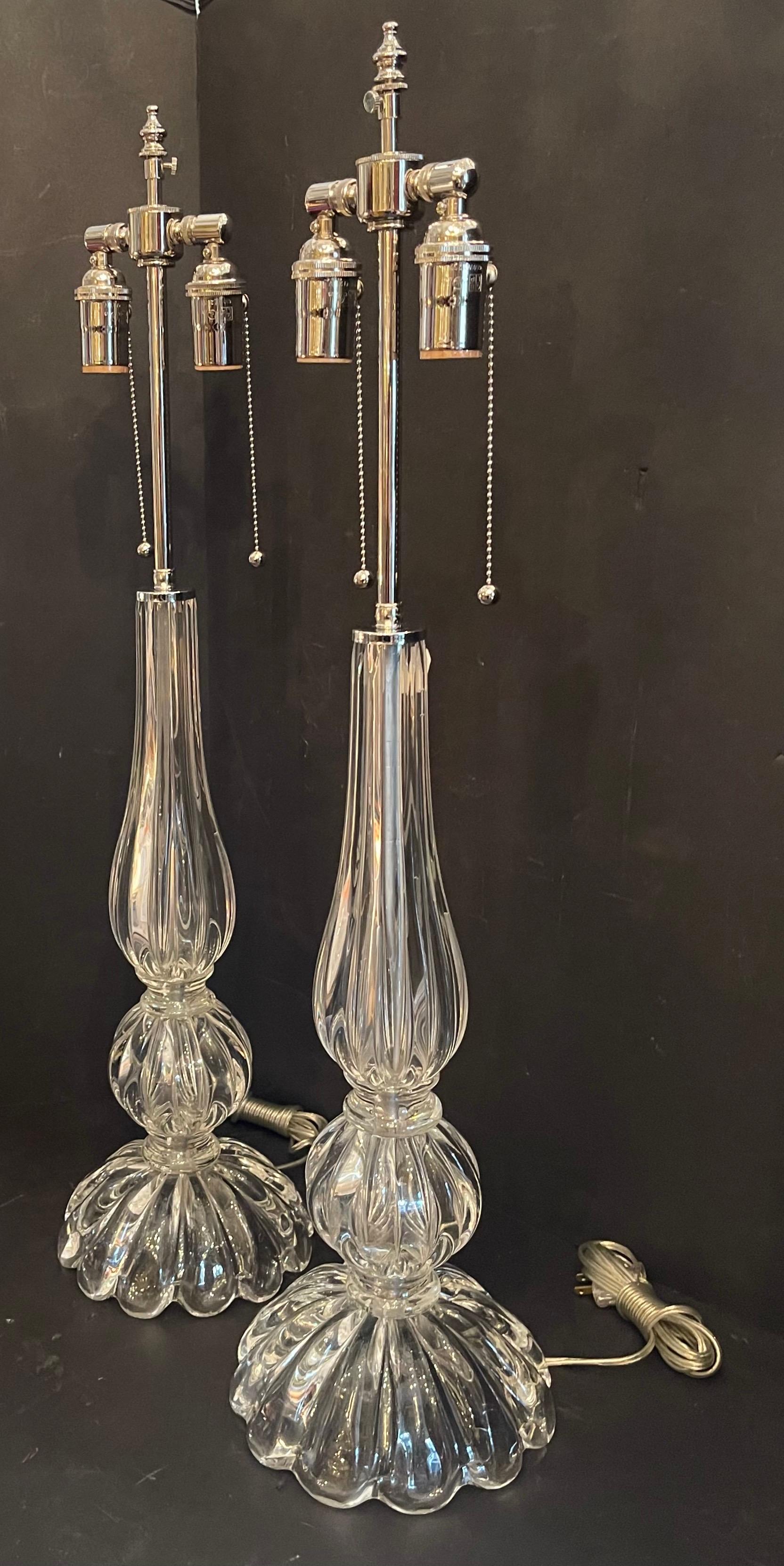 20th Century Mid-Century Modern Pair Italian Murano Seguso Venetian Clear Fluted Glass Lamps For Sale