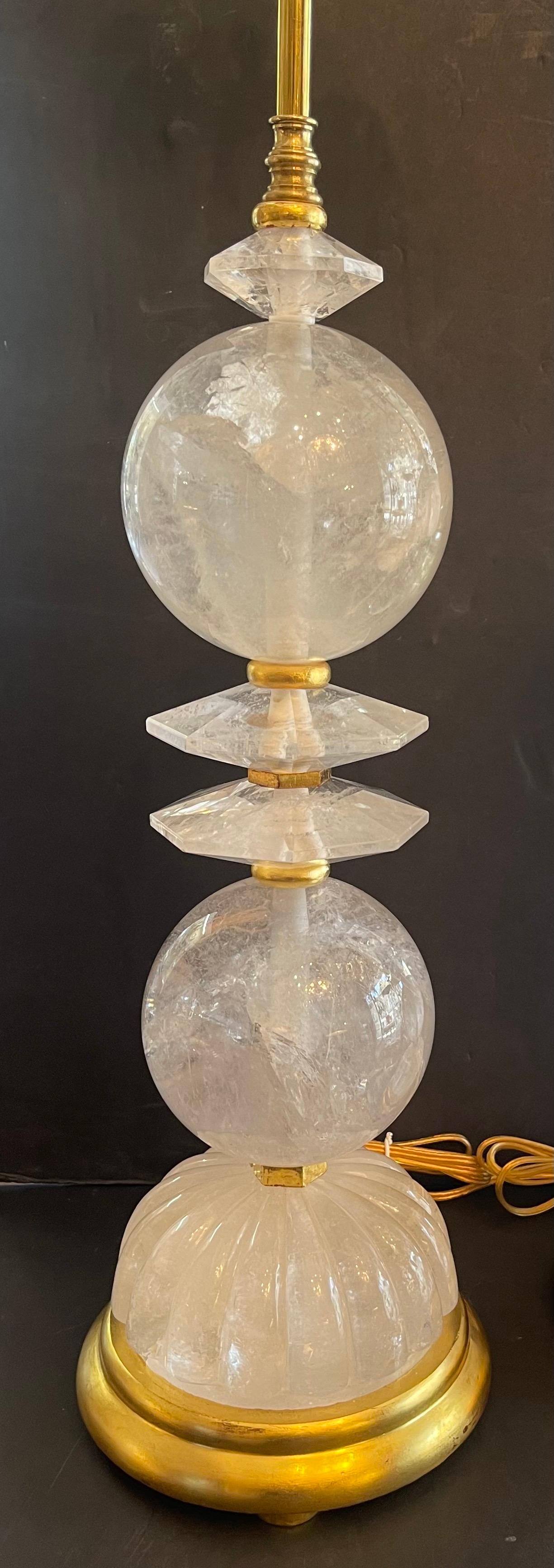 Mid-Century Modern The Moderns Modern Pair Large Rock Crystal Giltwood Rare Baguès Fine Table Lamps en vente