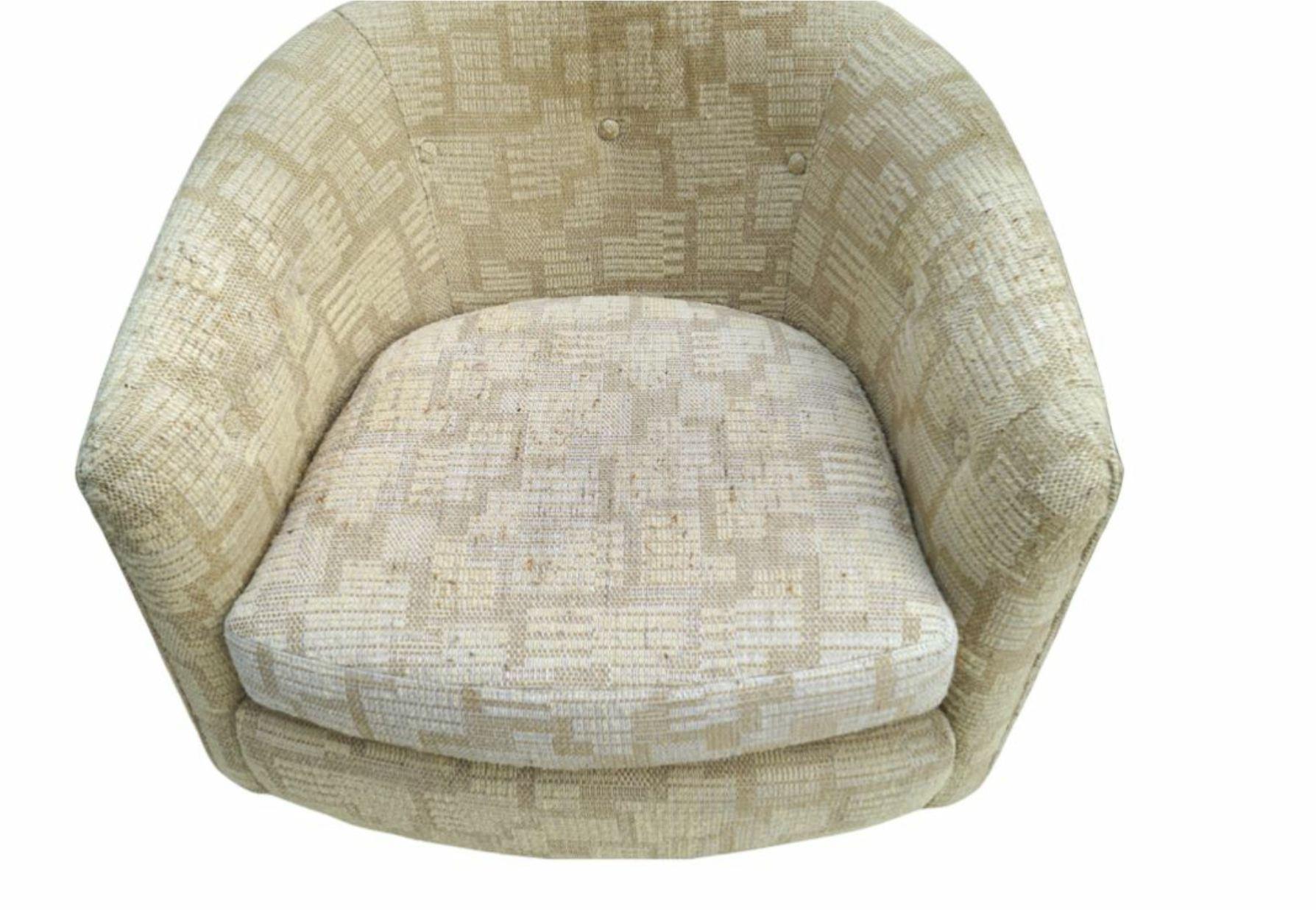 Paire de chaises longues à base pivotante 180 style Milo Baughman, style moderne du milieu du siècle dernier en vente 1