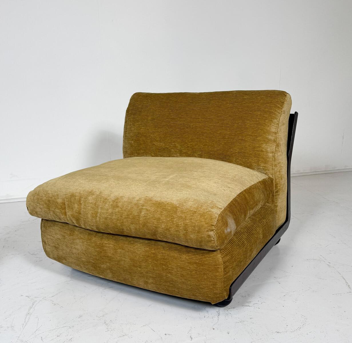 Modernes Paar „Amanta“-Sessel aus der Mitte des Jahrhunderts von Mario Bellini, 1960er Jahre (Moderne der Mitte des Jahrhunderts) im Angebot